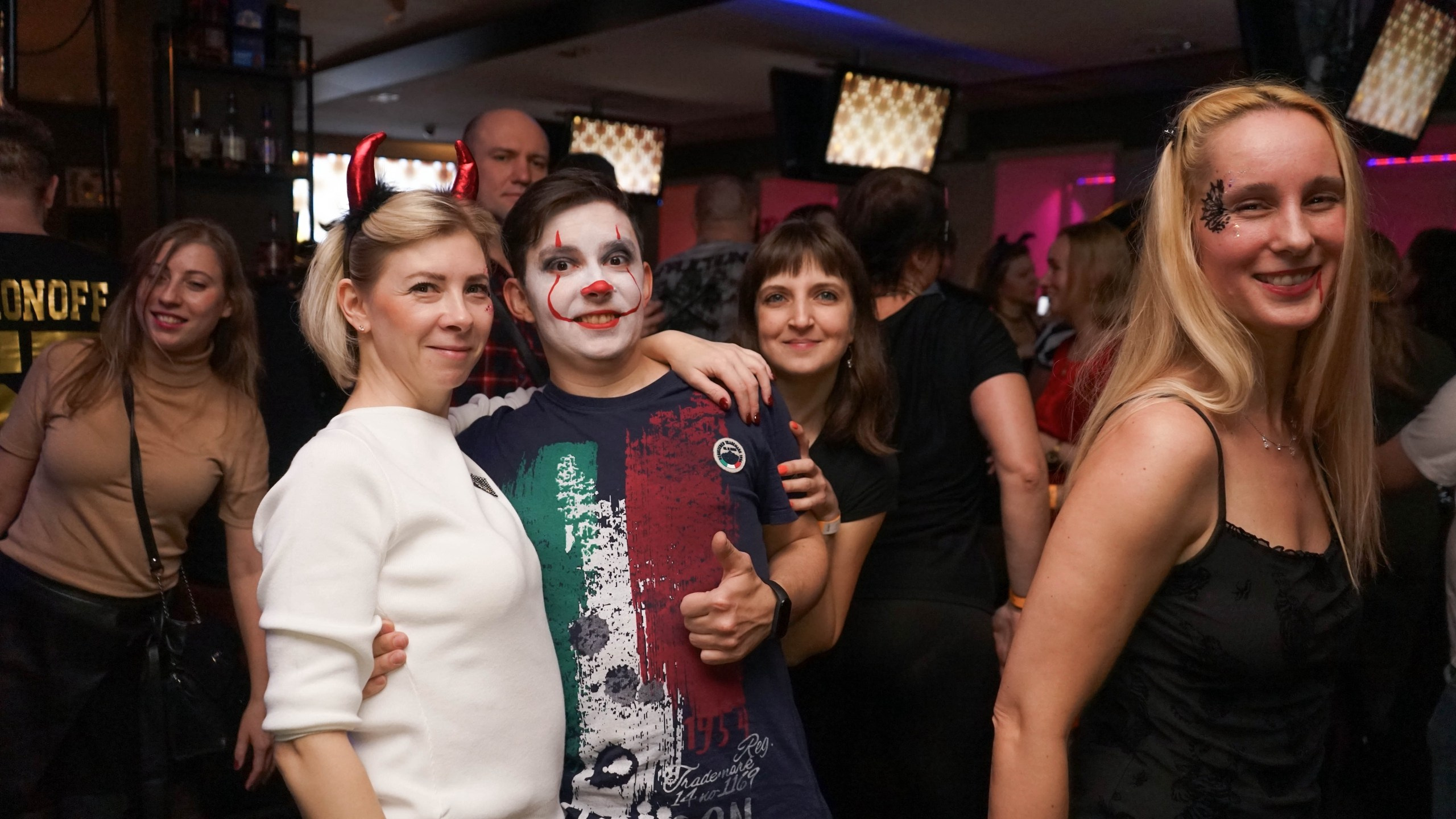 Фандец. Хеллоуиновская клубная вечеринка | 13.11.21. Галерея Фантим