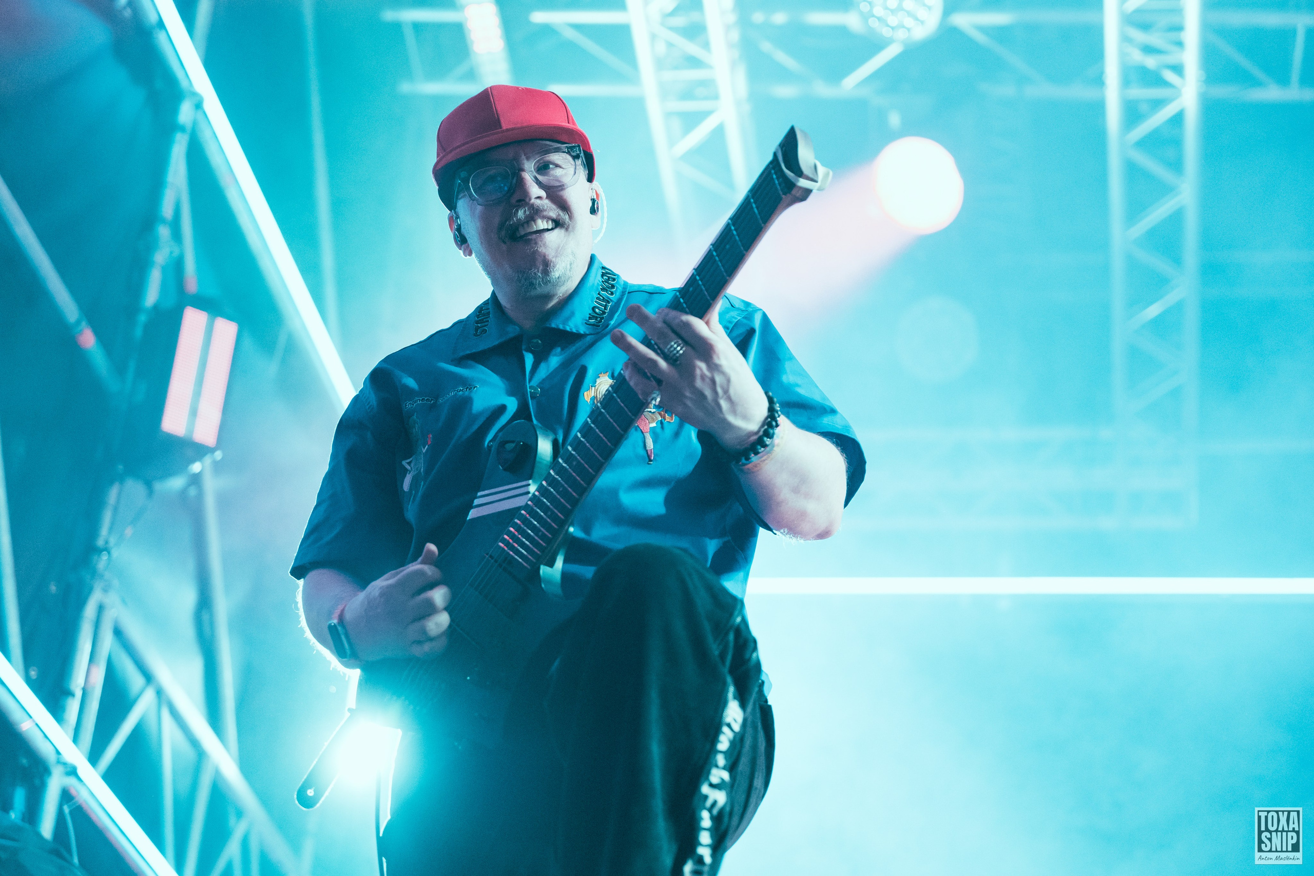 Концерт группы СЛОТ / ОЛДСКУЛЫ СВЕЛО в Москве. Toxasnip Photo | Anton Maslenkin