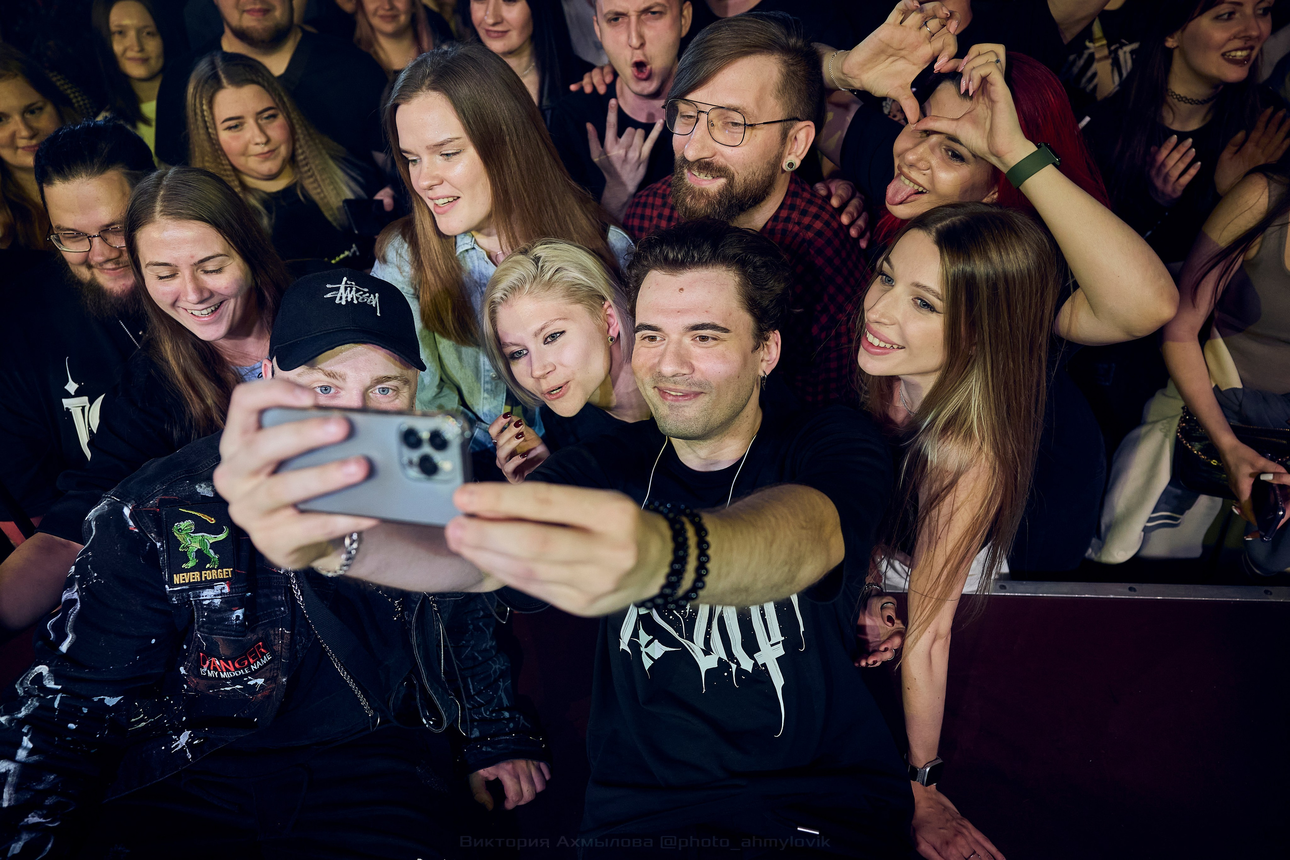 26.06.2024 iOstra 16 Тонн. Виктория Ахмылова. Фотограф в Москве