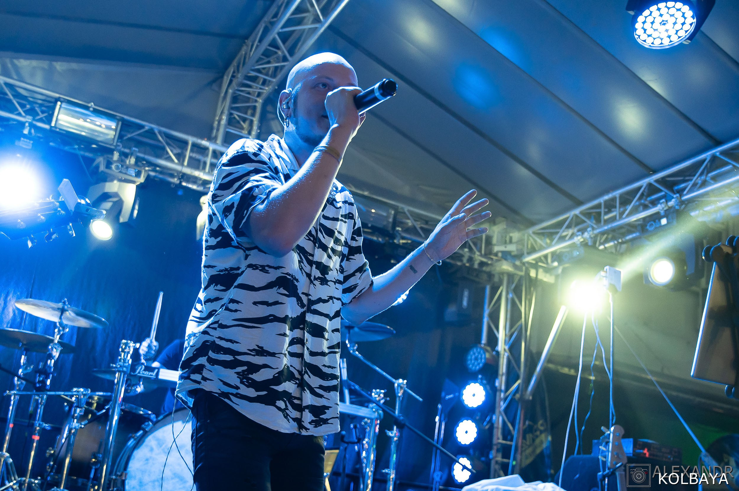 Фоторепортаж с мэшап концерта группы Черный Обелиск 4 июля 2024 года. Концертный и театральный репортажный фотограф в Москве Александр Колбая