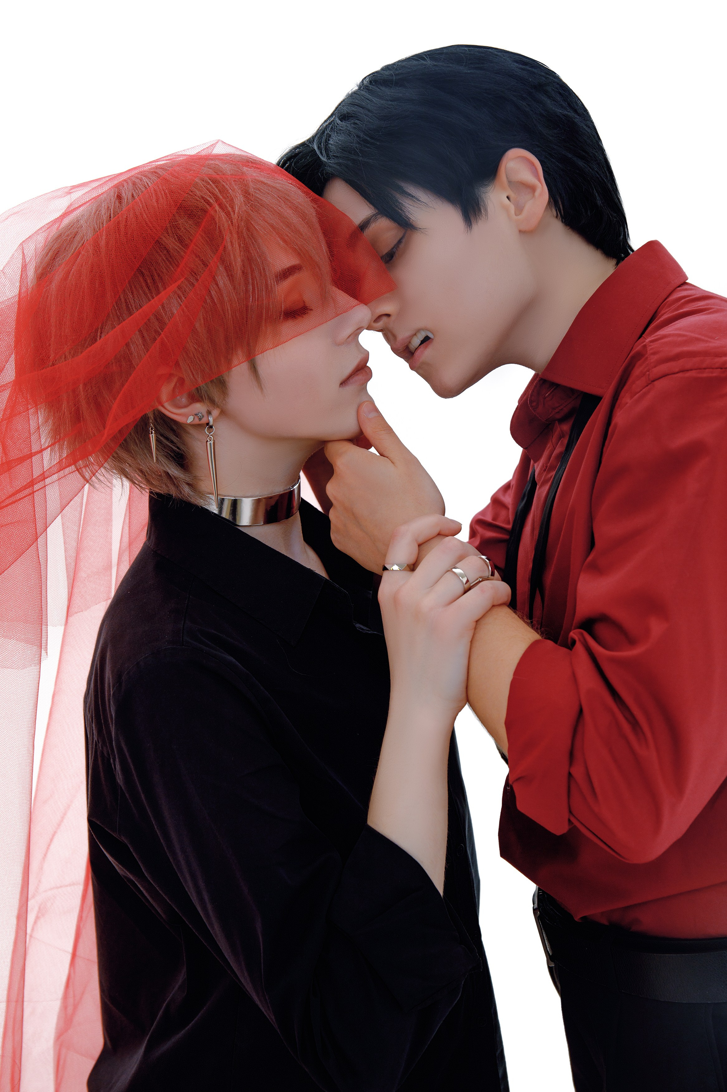 ALIEN STAGE: Ivan & Till [lovehate AU]. Polaroud love