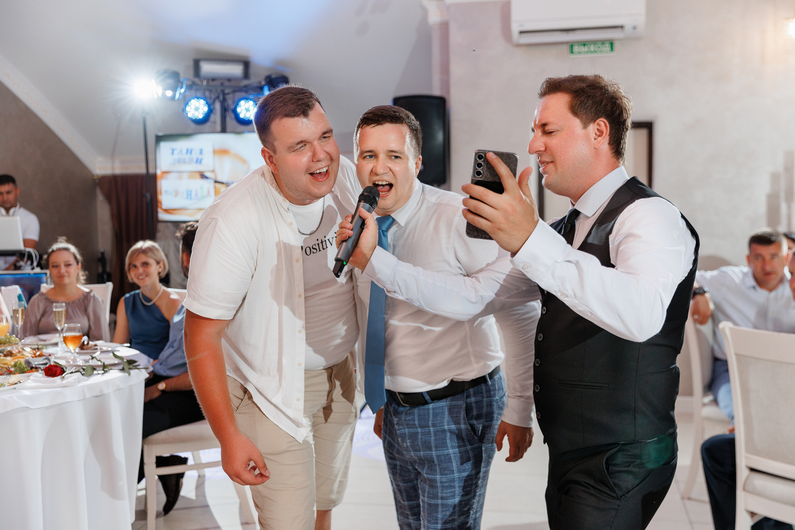 Семейное торжество в отеле Превысоковъ. Анонс свадьбы Владлена и Виктории. Свадебный фотограф в Крыму и Севастополе Ольга Баскакова