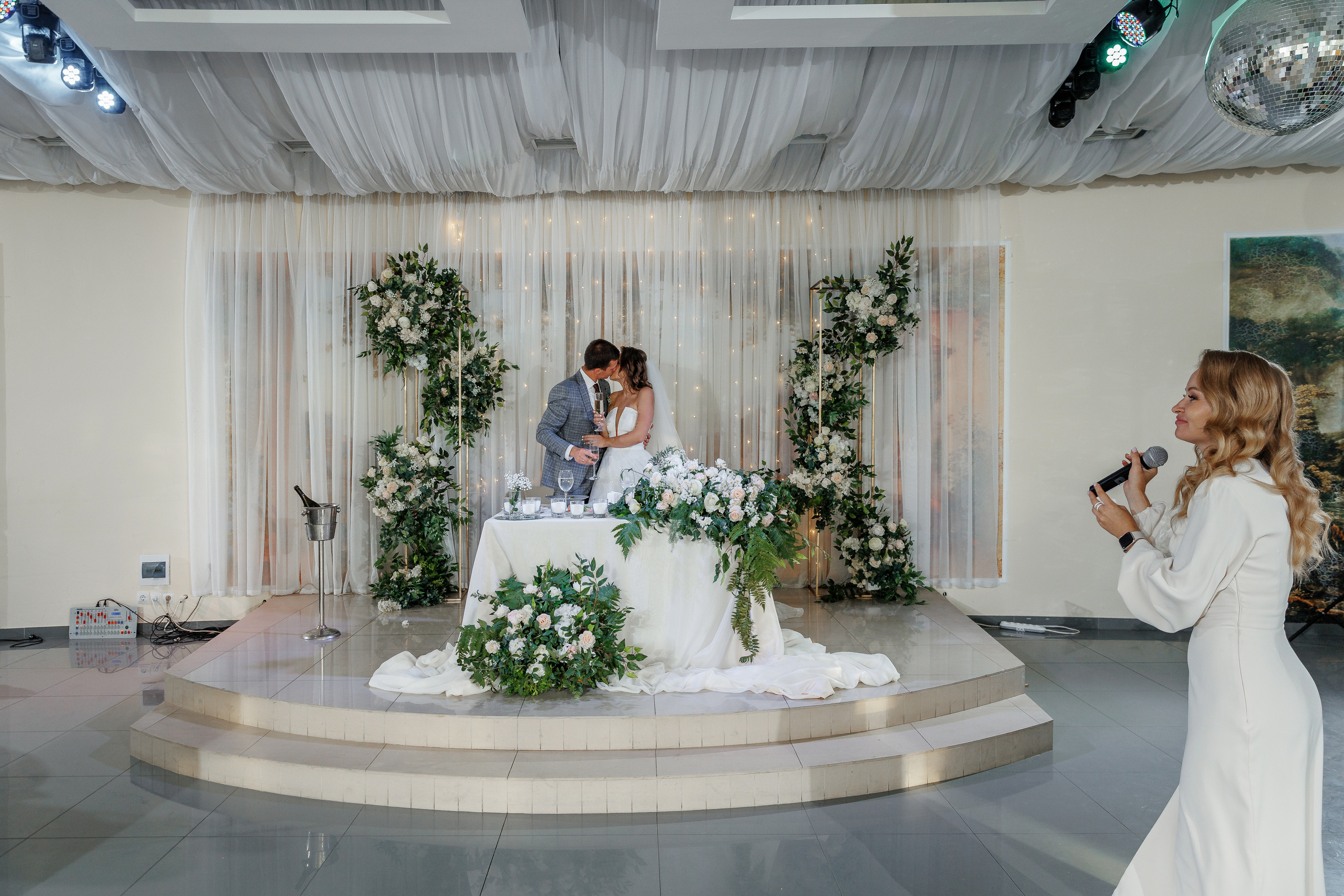 Анонс свадьбы Ольги и Сергея. Свадебный фотограф в Крыму и Севастополе Ольга Баскакова