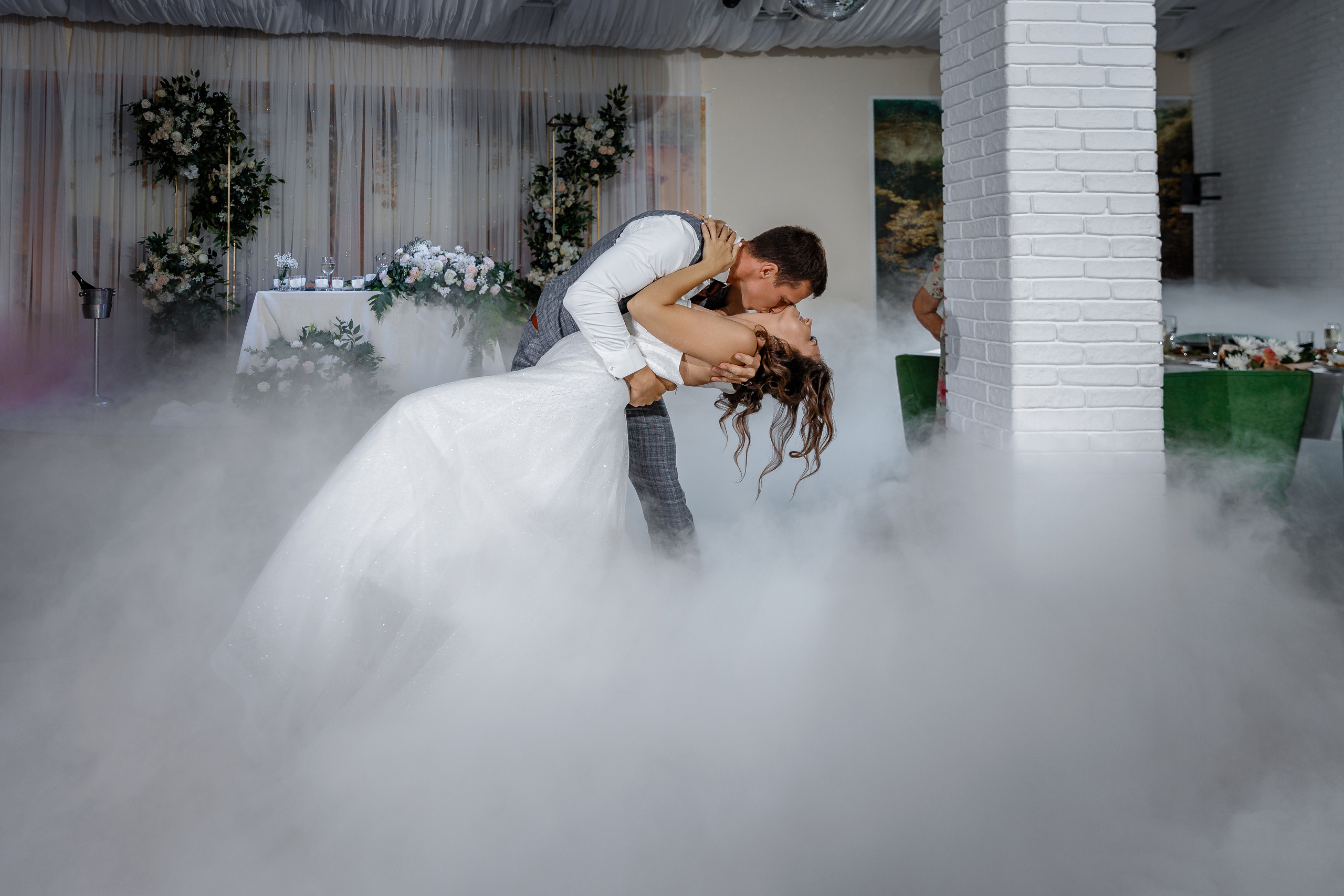 Анонс свадьбы Ольги и Сергея. Свадебный фотограф в Крыму и Севастополе Ольга Баскакова