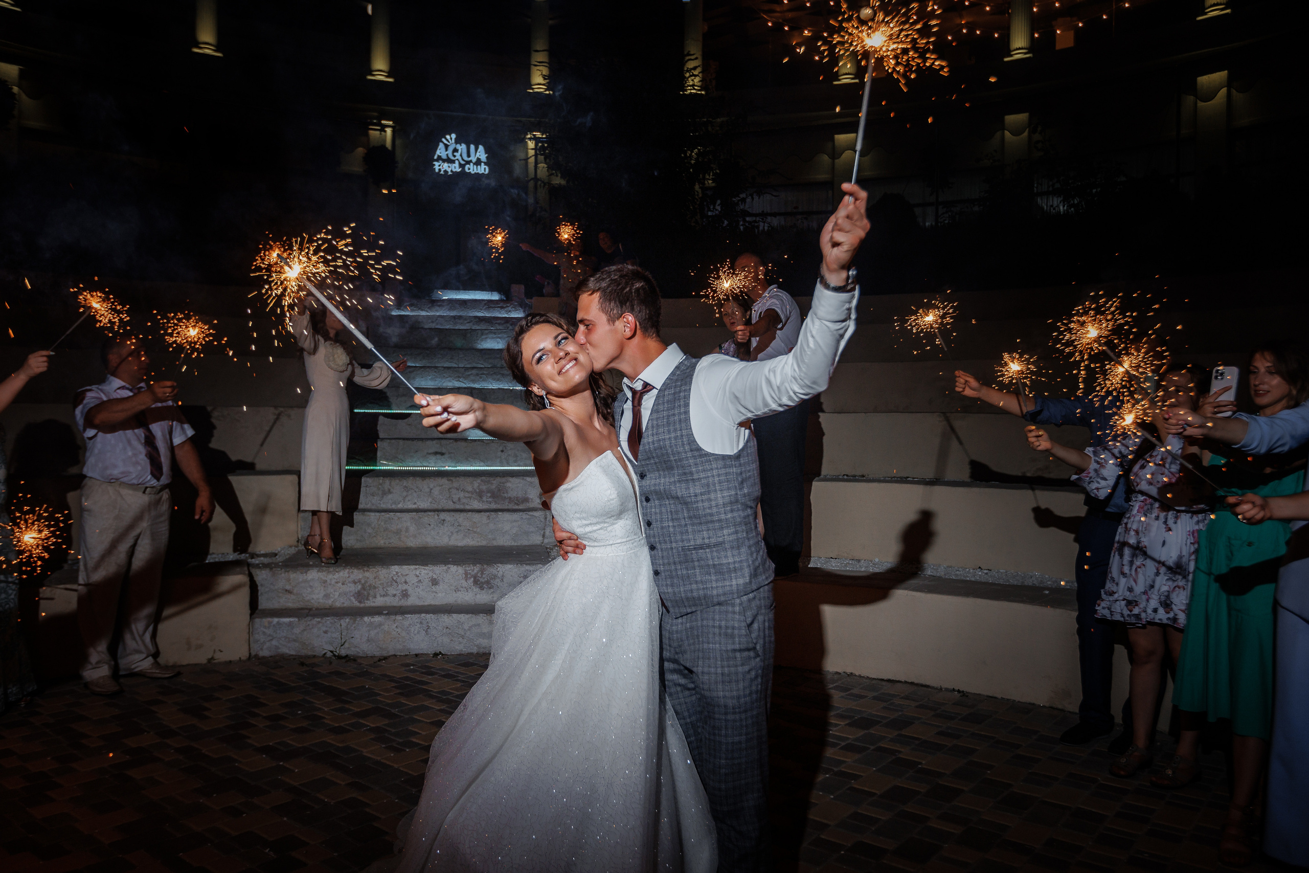 Анонс свадьбы Ольги и Сергея. Свадебный фотограф в Крыму и Севастополе Ольга Баскакова
