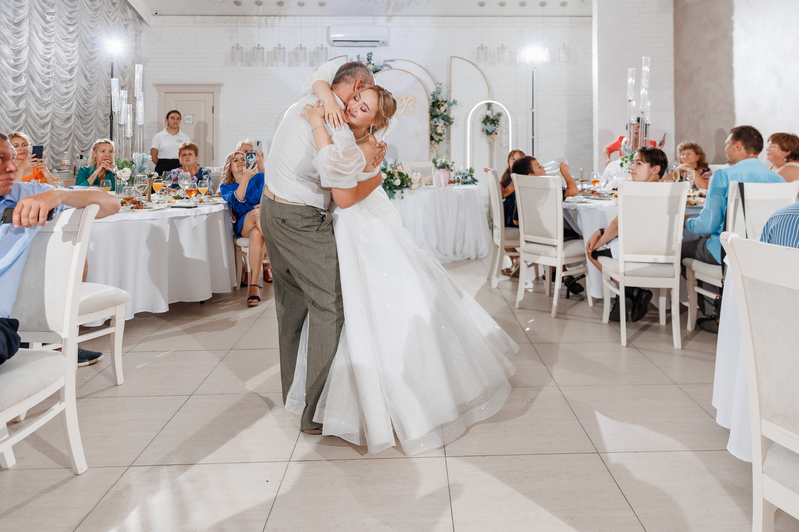 Семейное торжество в отеле Превысоковъ. Анонс свадьбы Владлена и Виктории. Свадебный фотограф в Крыму и Севастополе Ольга Баскакова