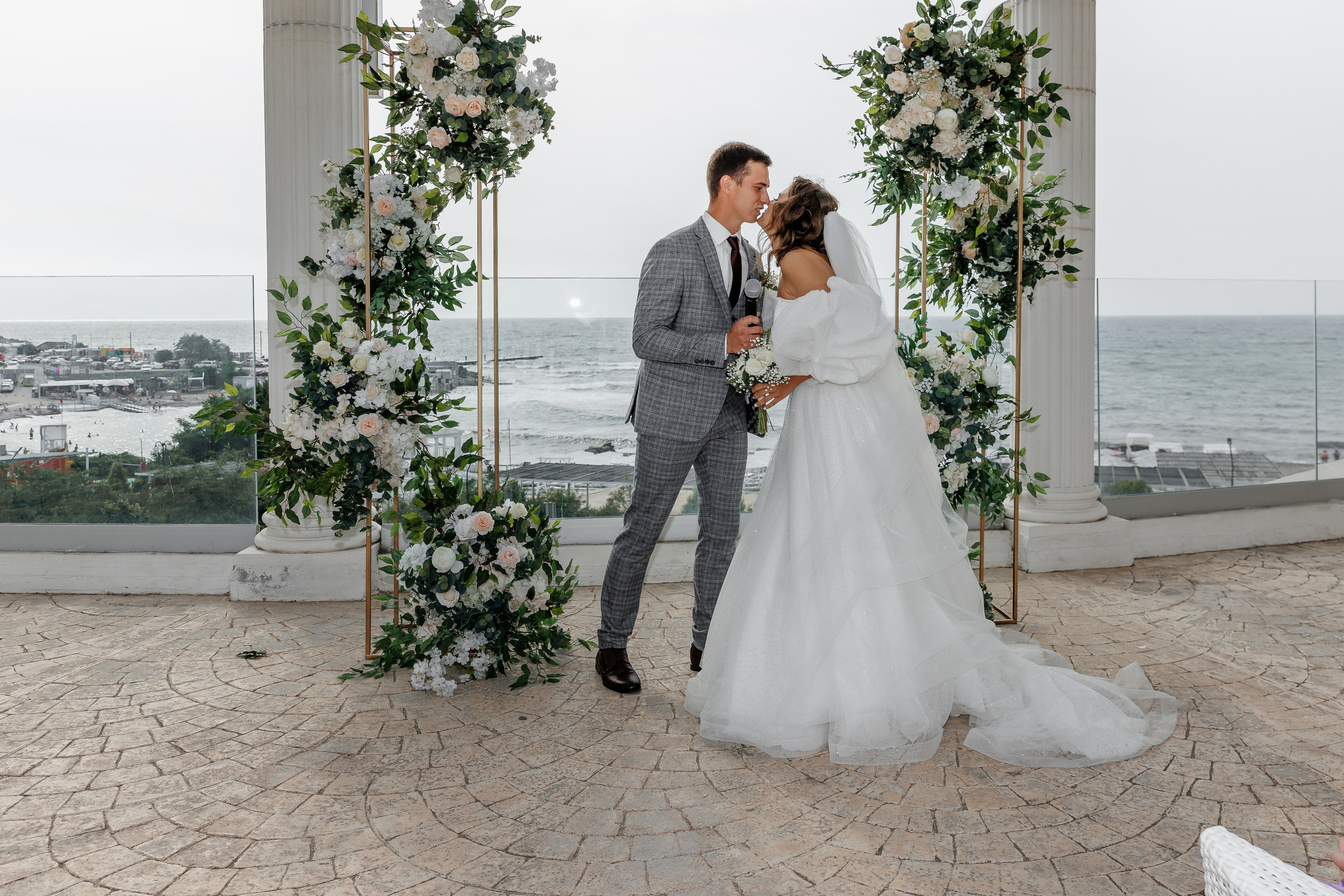 Анонс свадьбы Ольги и Сергея. Свадебный фотограф в Крыму и Севастополе Ольга Баскакова