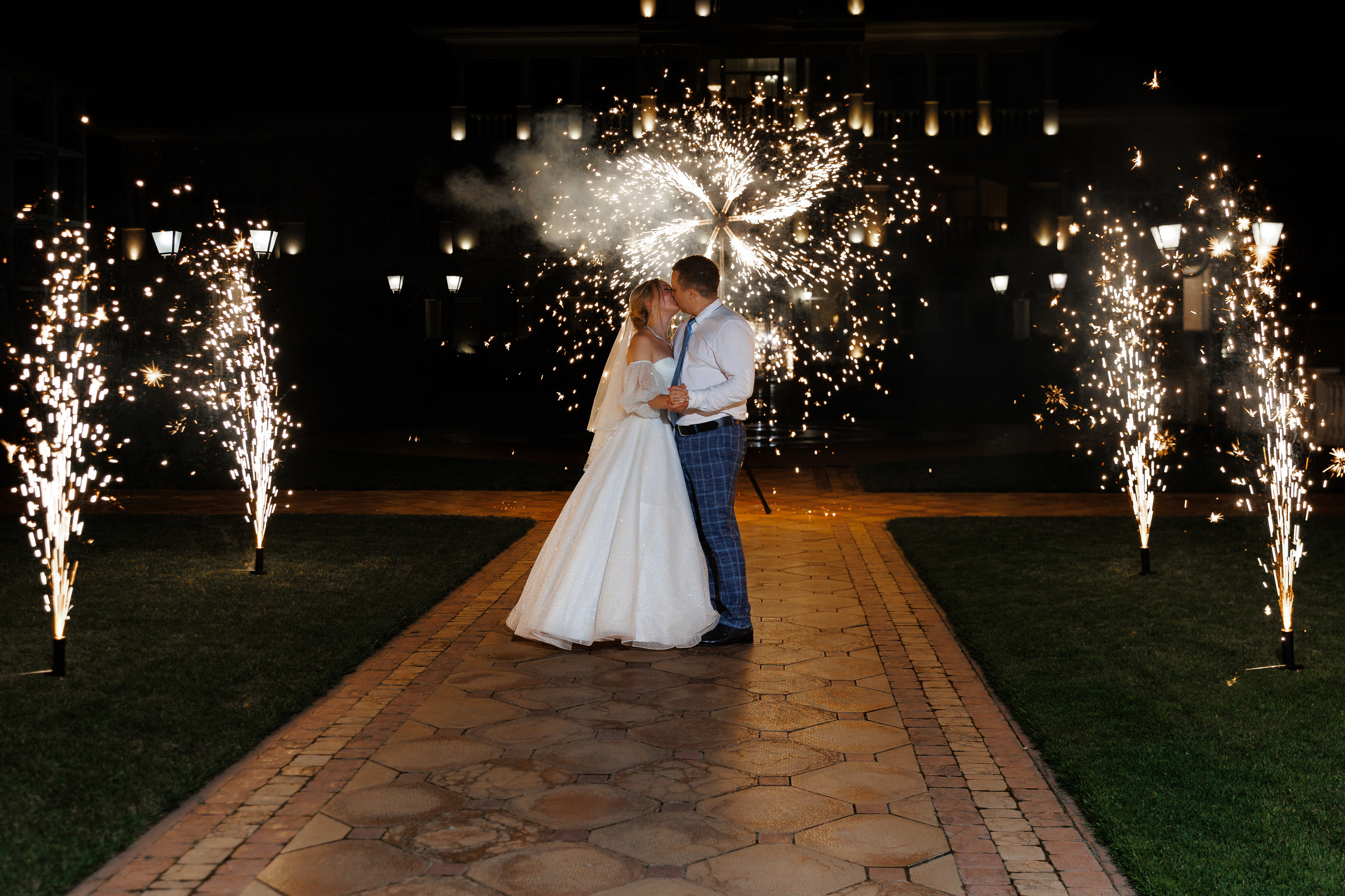 Семейное торжество в отеле Превысоковъ. Анонс свадьбы Владлена и Виктории. Свадебный фотограф в Крыму и Севастополе Ольга Баскакова