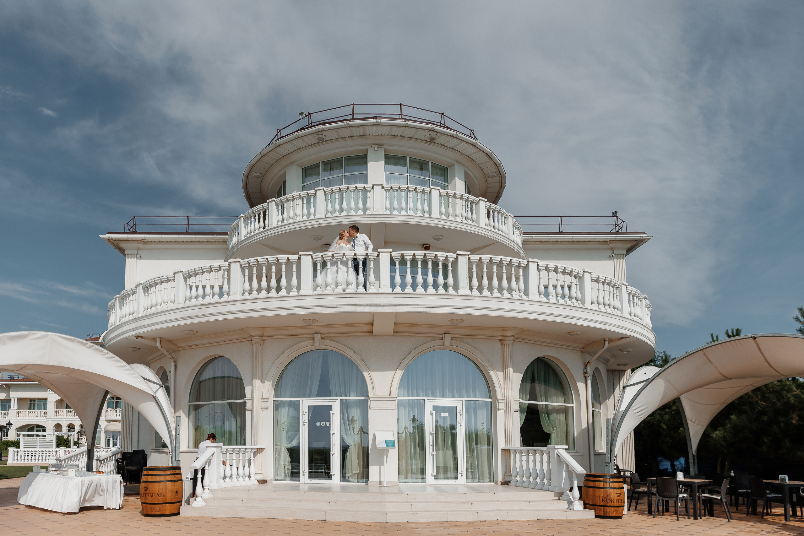 Семейное торжество в отеле Превысоковъ. Анонс свадьбы Владлена и Виктории. Свадебный фотограф в Крыму и Севастополе Ольга Баскакова