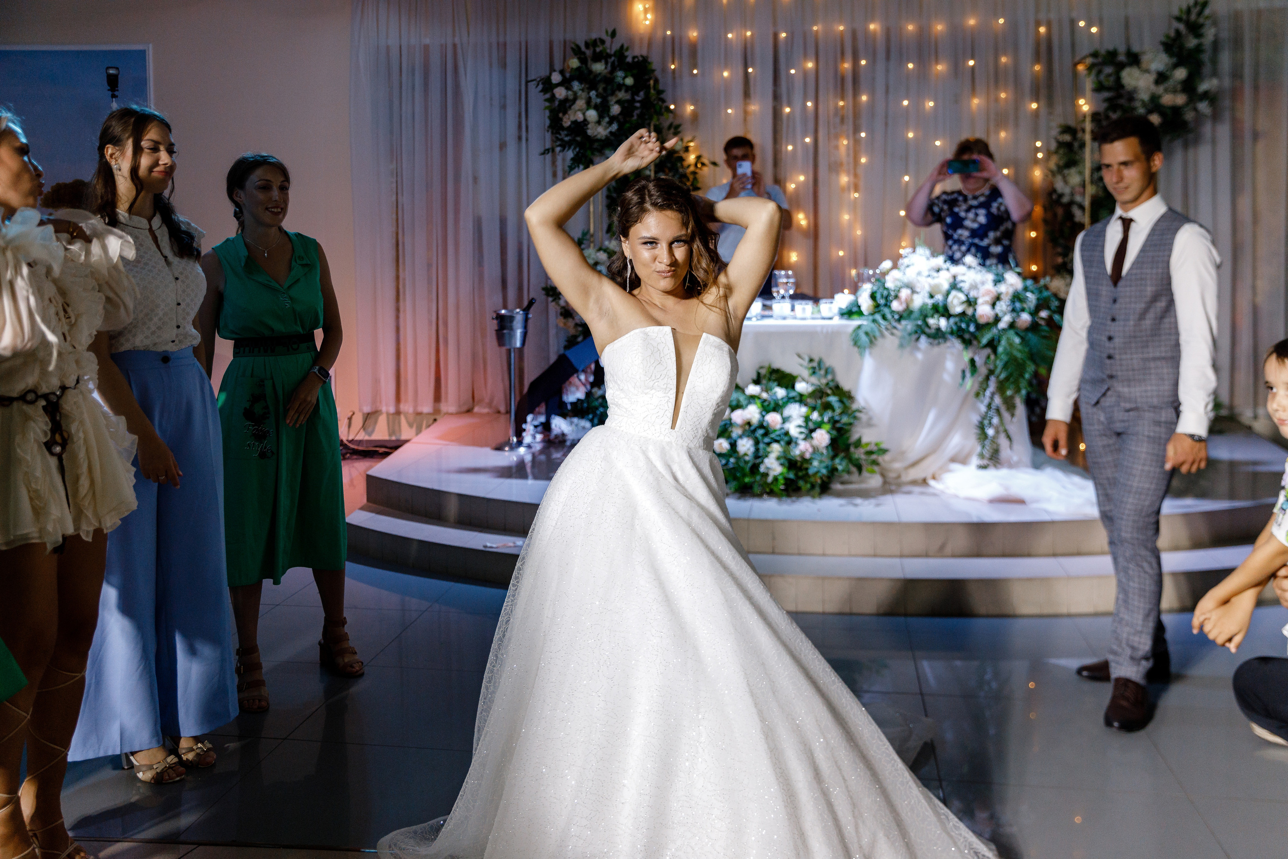 Анонс свадьбы Ольги и Сергея. Свадебный фотограф в Крыму и Севастополе Ольга Баскакова