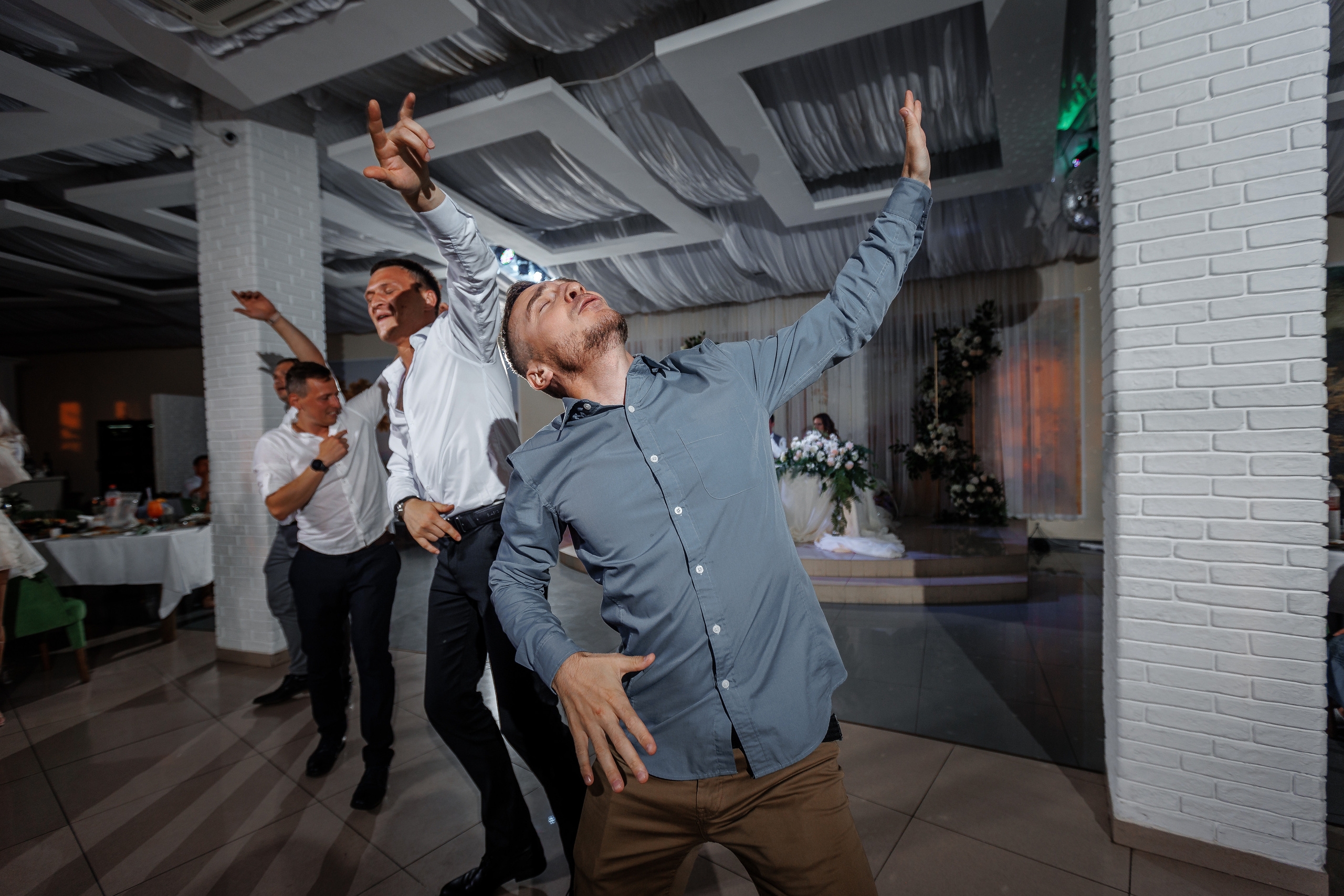 Анонс свадьбы Ольги и Сергея. Свадебный фотограф в Крыму и Севастополе Ольга Баскакова