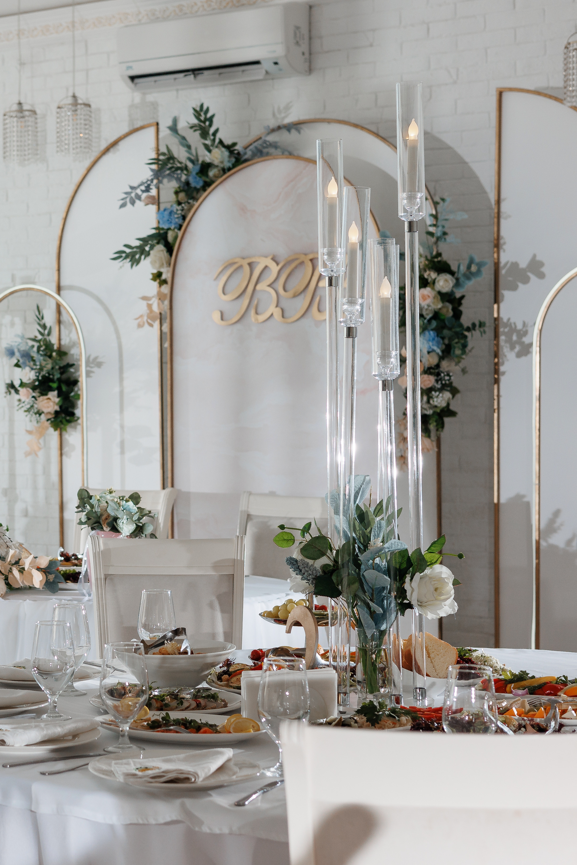 Семейное торжество в отеле Превысоковъ. Анонс свадьбы Владлена и Виктории. Свадебный фотограф в Крыму и Севастополе Ольга Баскакова