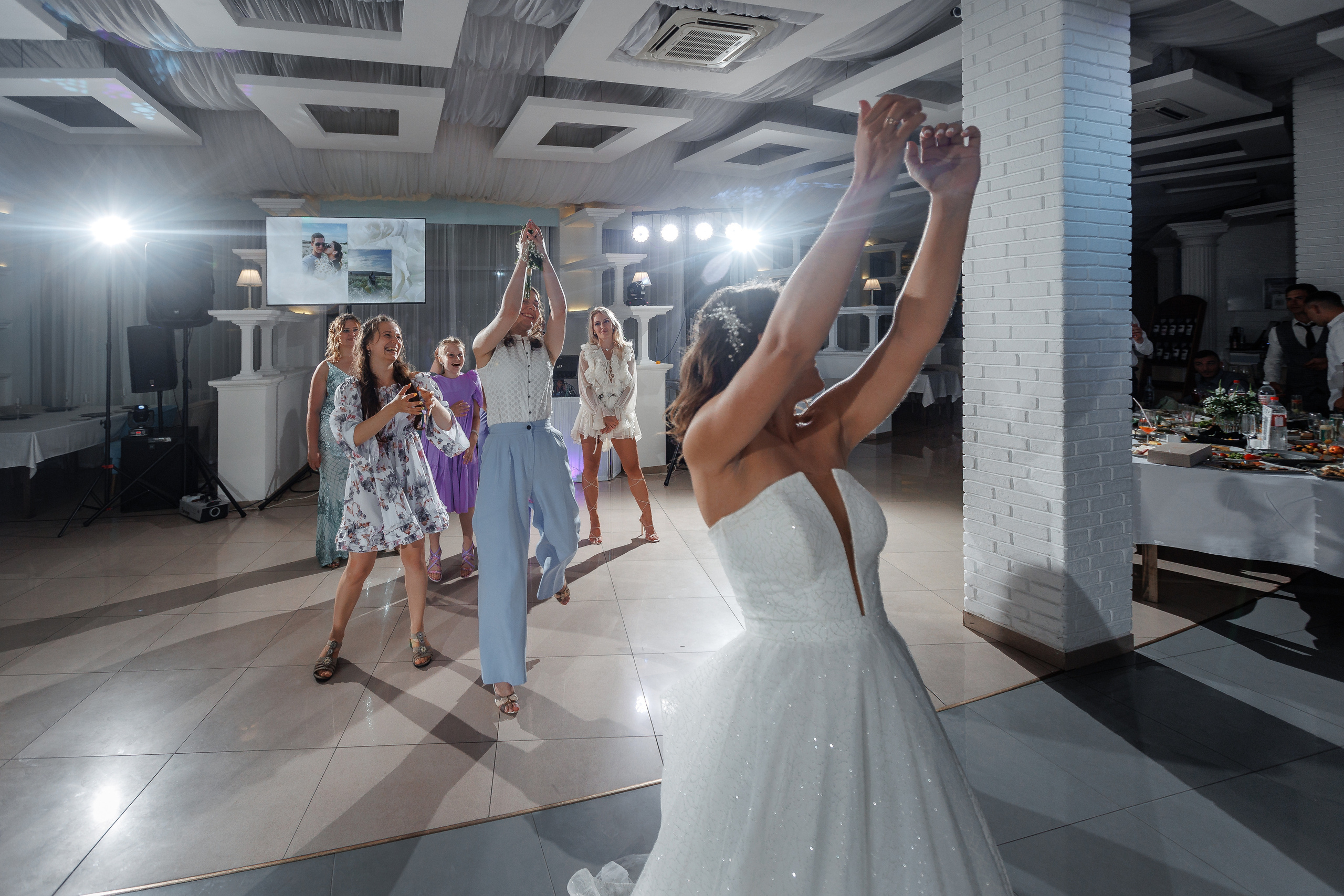 Анонс свадьбы Ольги и Сергея. Свадебный фотограф в Крыму и Севастополе Ольга Баскакова