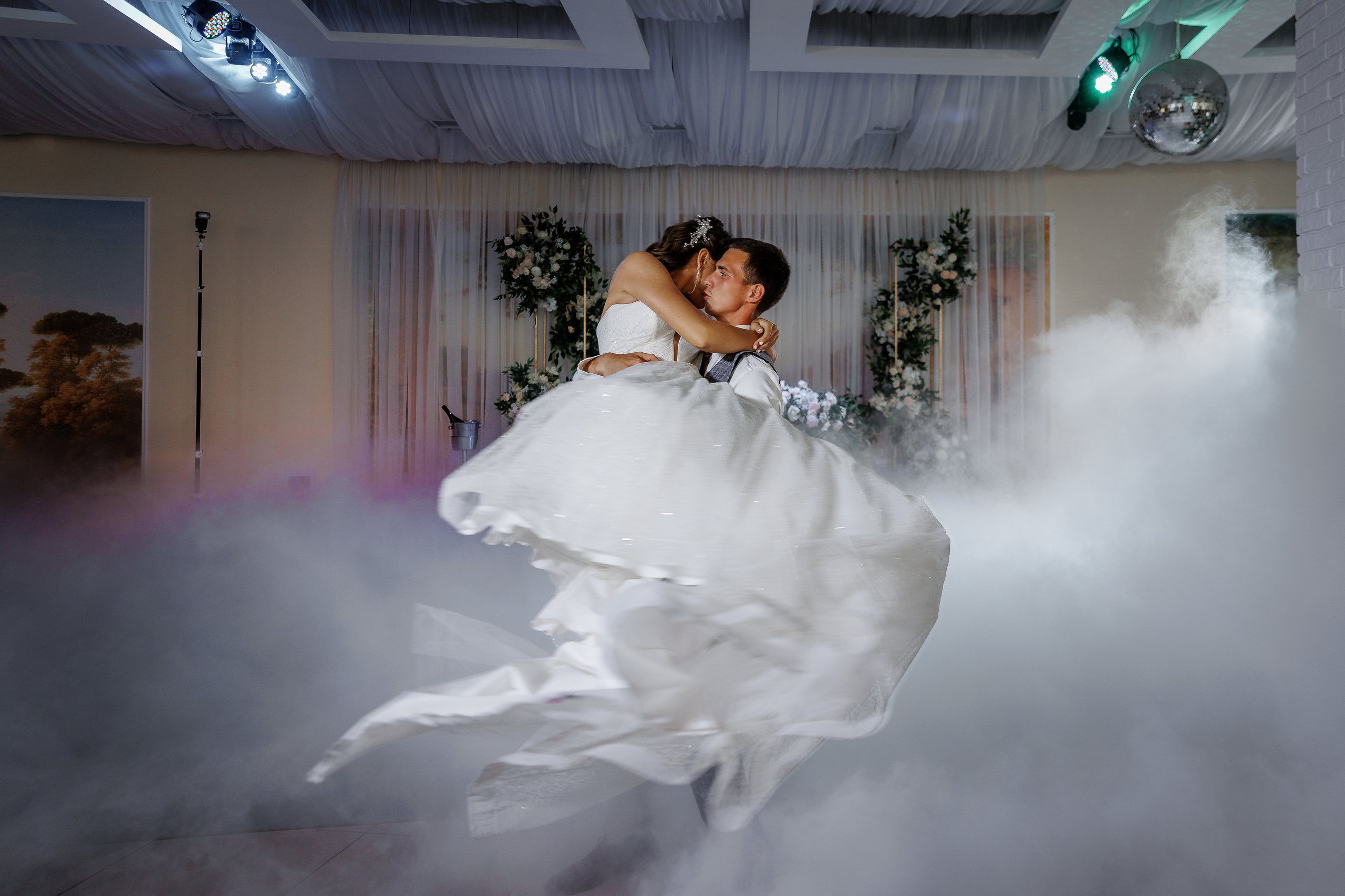 Анонс свадьбы Ольги и Сергея. Свадебный фотограф в Крыму и Севастополе Ольга Баскакова