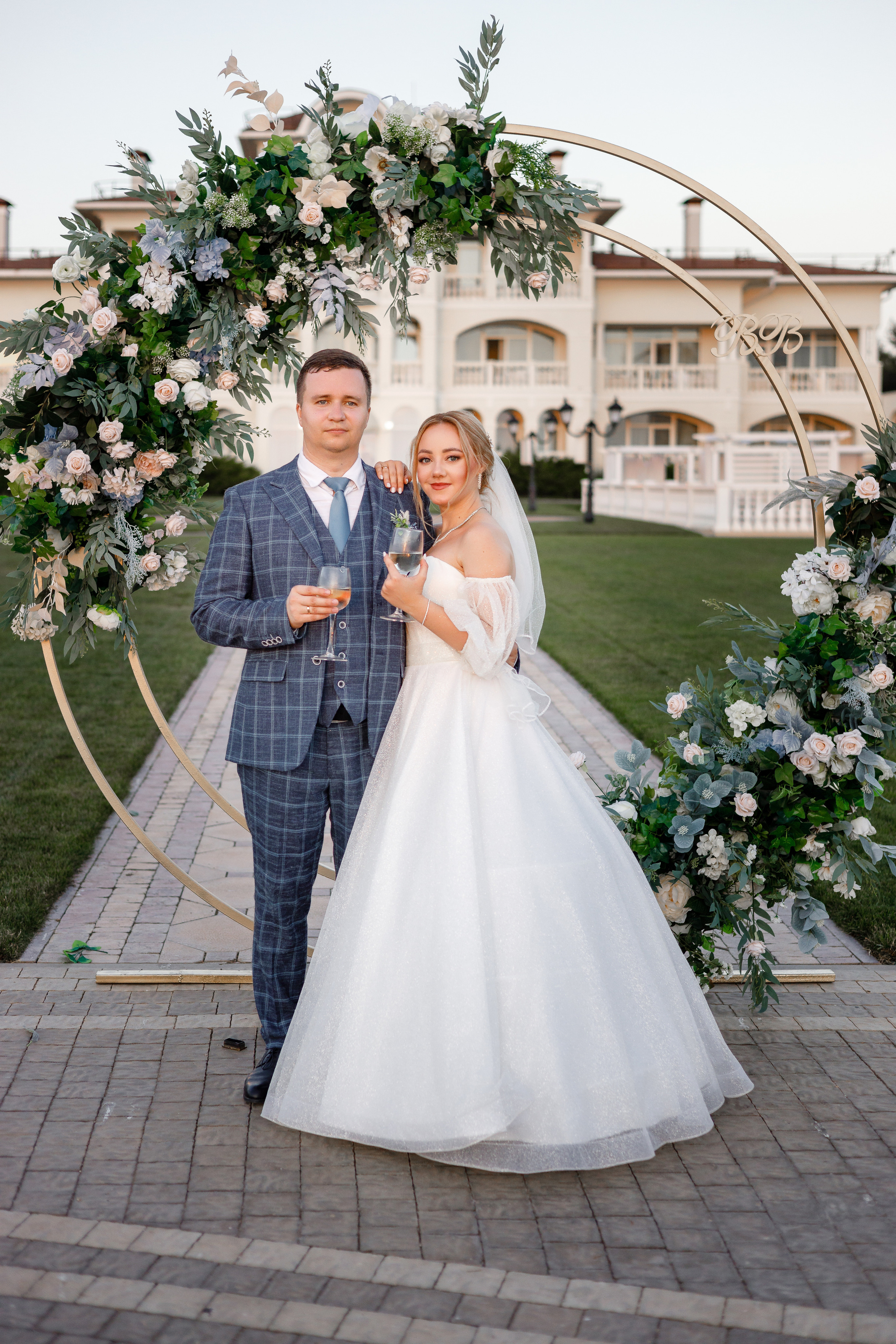 Семейное торжество в отеле Превысоковъ. Анонс свадьбы Владлена и Виктории. Свадебный фотограф в Крыму и Севастополе Ольга Баскакова