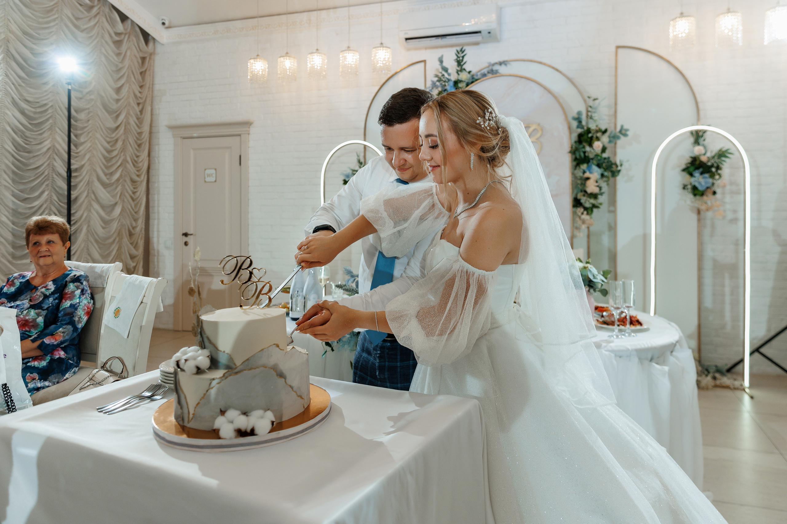 Семейное торжество в отеле Превысоковъ. Анонс свадьбы Владлена и Виктории. Свадебный фотограф в Крыму и Севастополе Ольга Баскакова