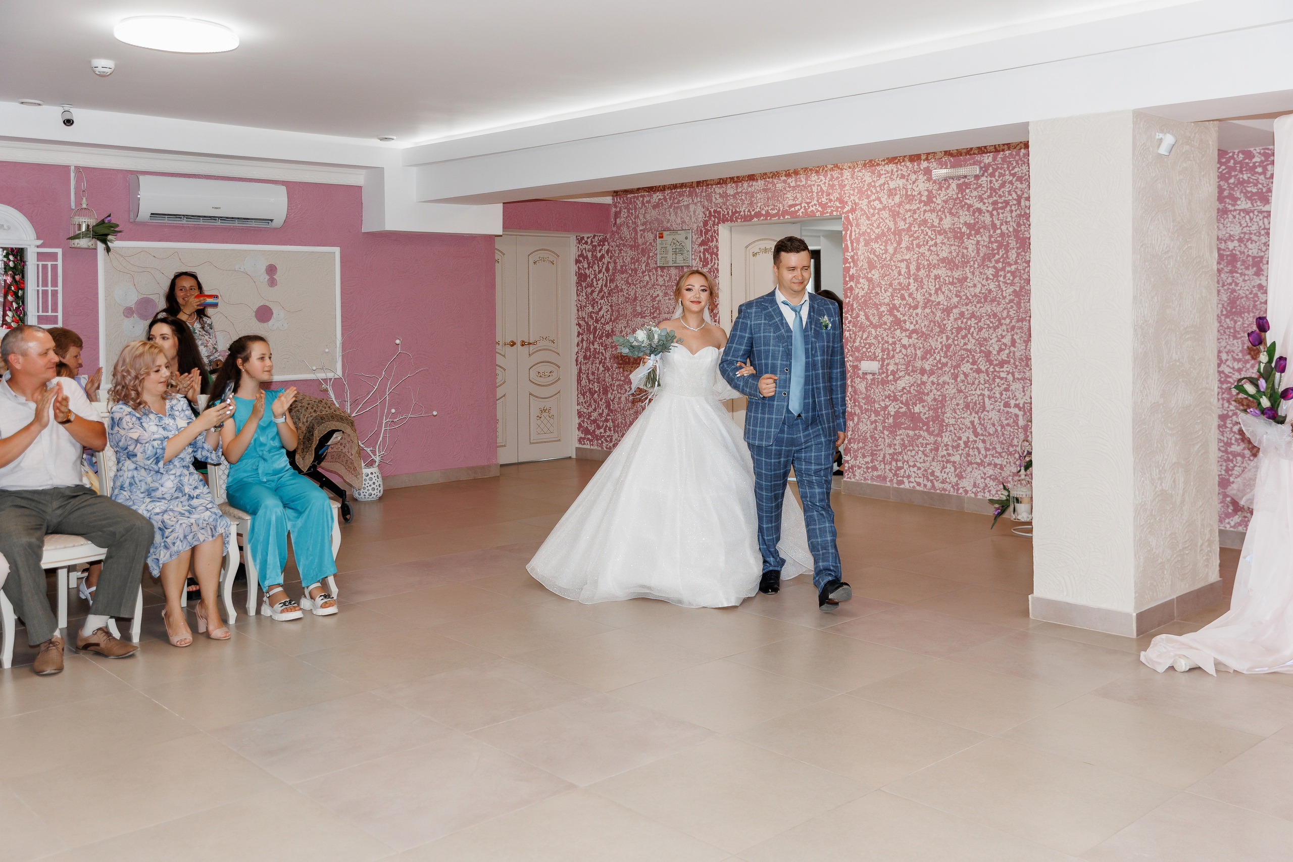 Семейное торжество в отеле Превысоковъ. Анонс свадьбы Владлена и Виктории. Свадебный фотограф в Крыму и Севастополе Ольга Баскакова