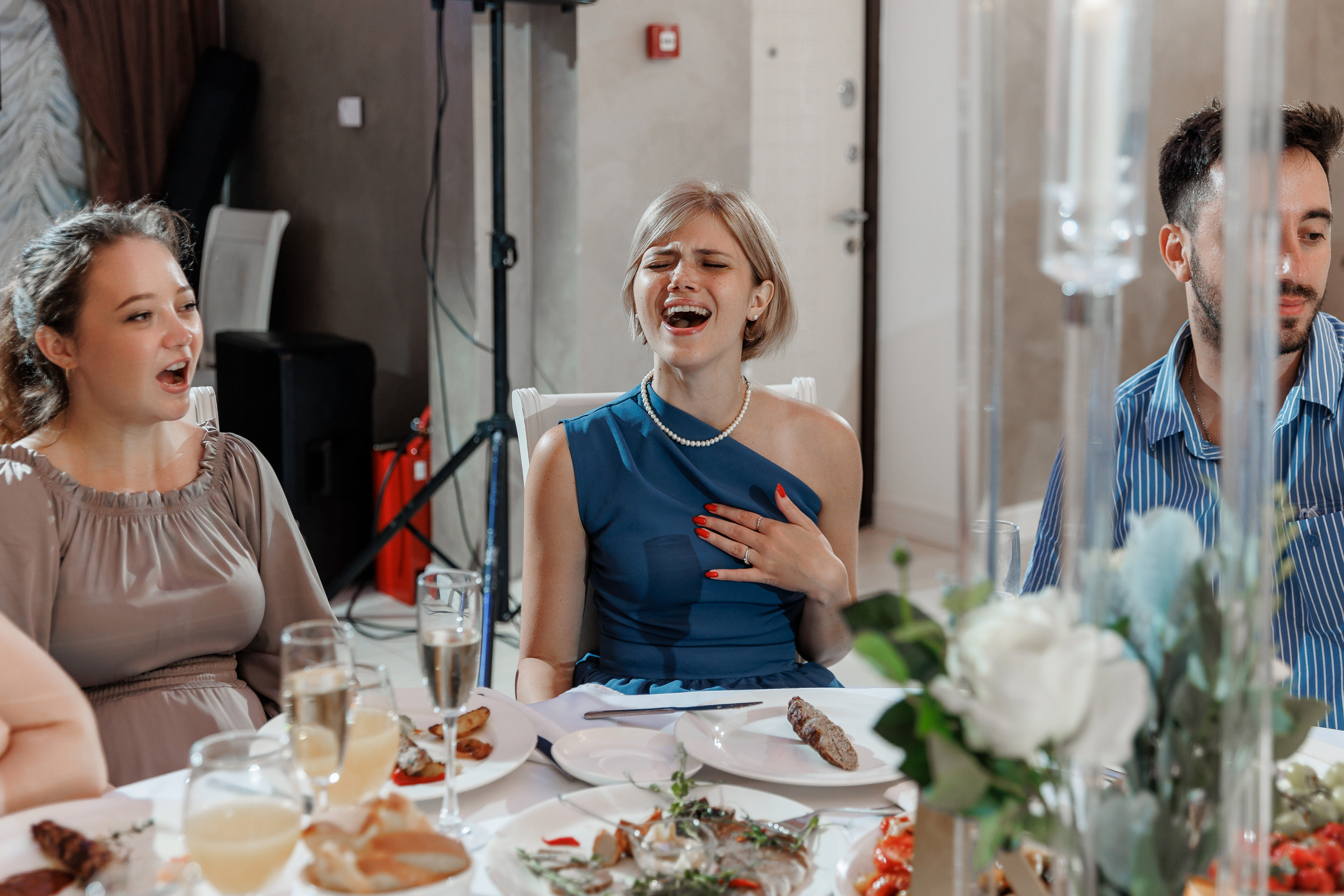 Семейное торжество в отеле Превысоковъ. Анонс свадьбы Владлена и Виктории. Свадебный фотограф в Крыму и Севастополе Ольга Баскакова