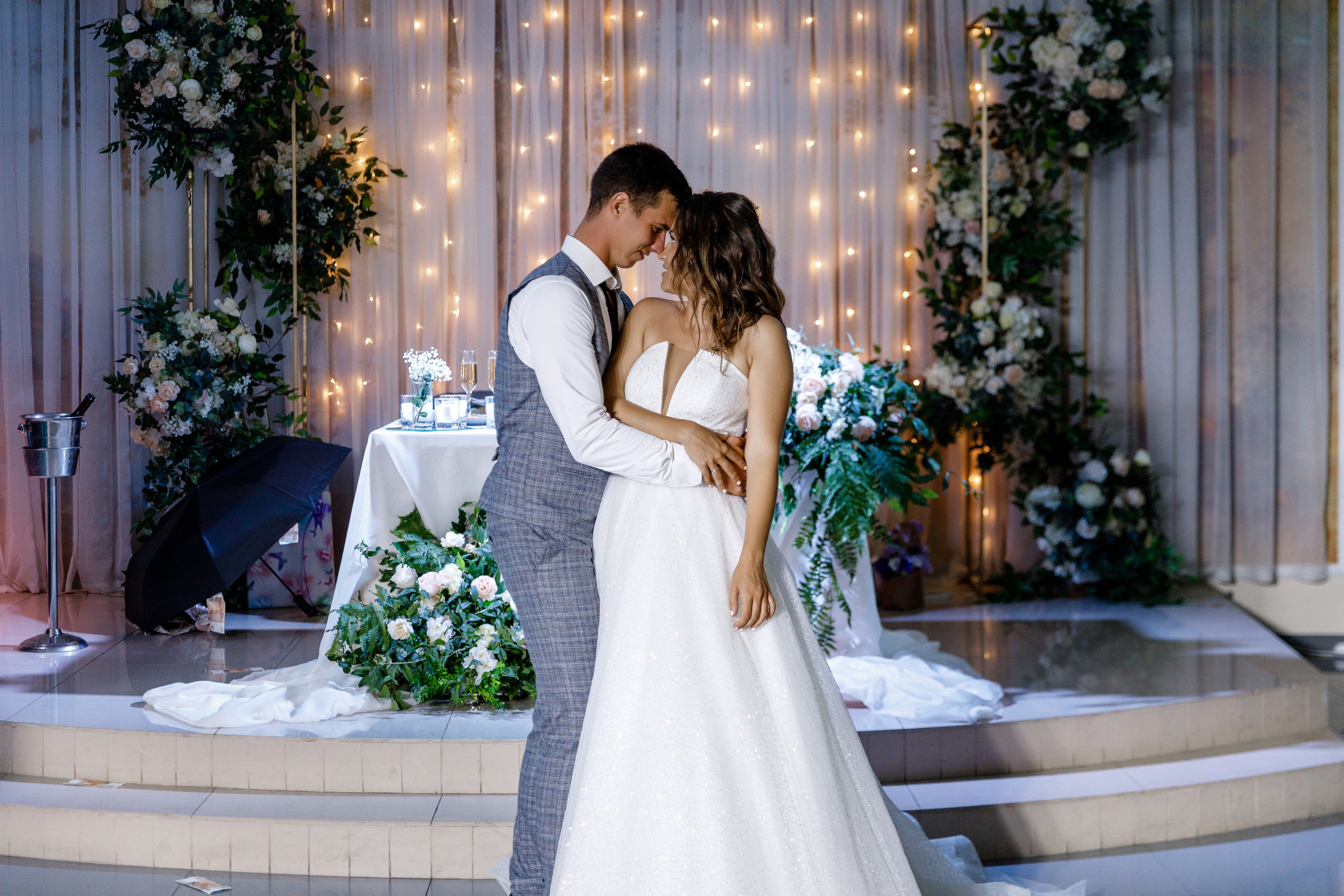 Анонс свадьбы Ольги и Сергея. Свадебный фотограф в Крыму и Севастополе Ольга Баскакова