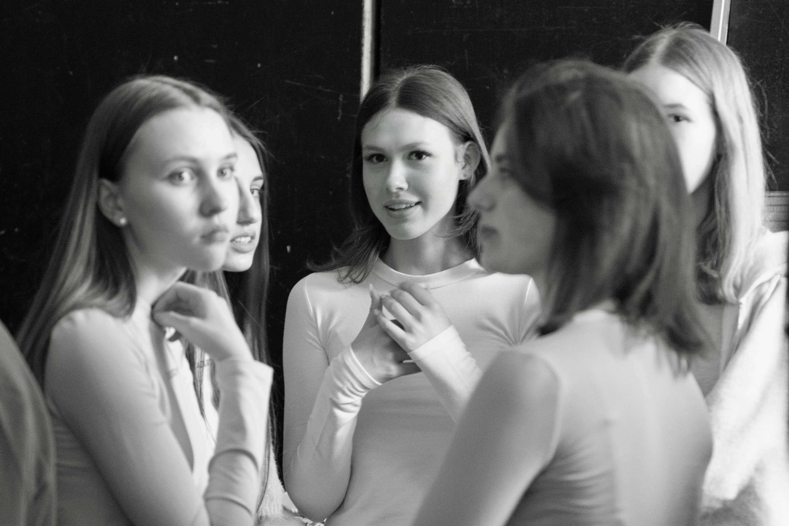 Belarusian Fashion Week 2025 BACKSTAGE. Ваш Event фотограф & Репортаж & Fashion & ИИ