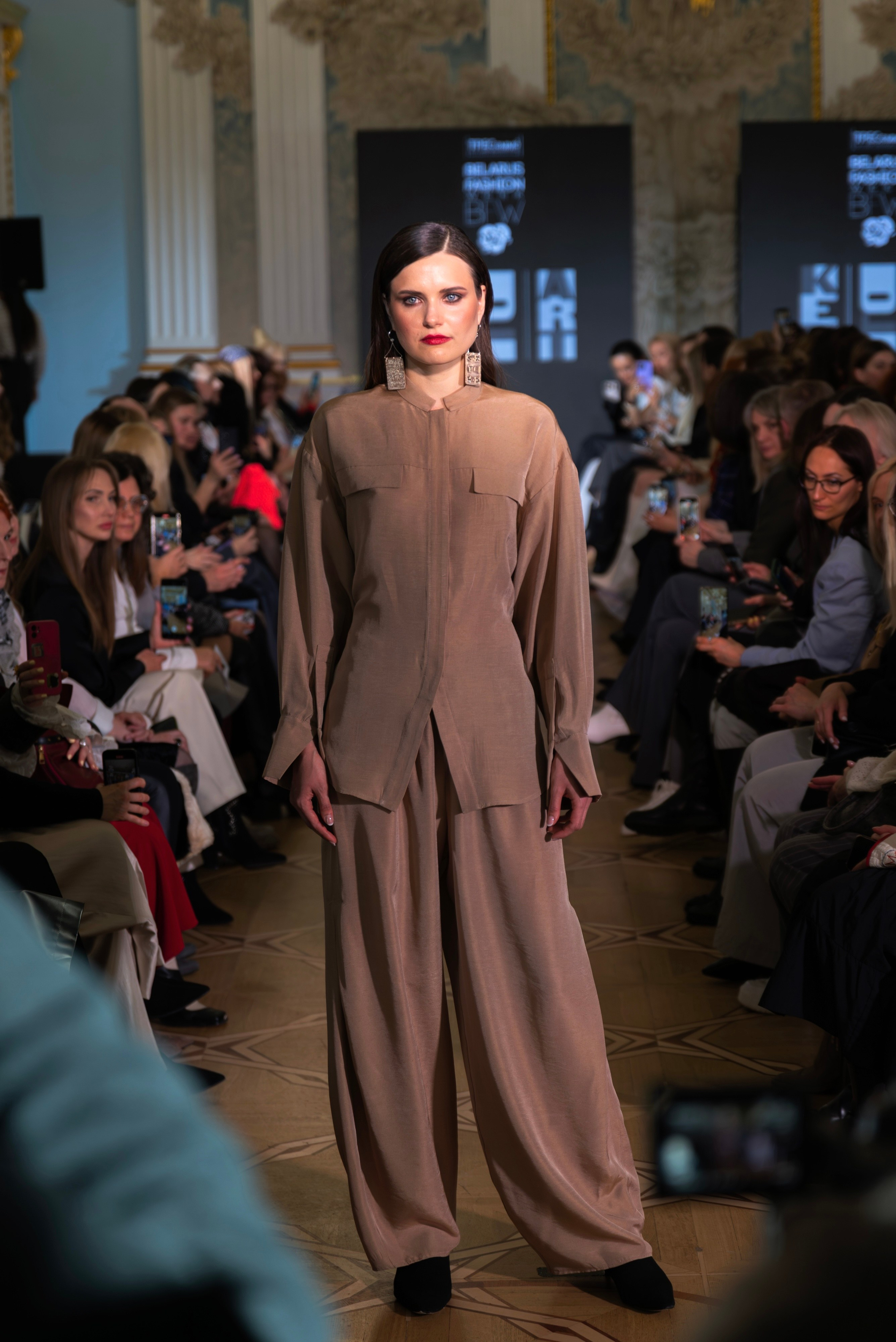 Belarusian Fashion Week — KeyToArt. Ваш Event фотограф & Репортаж & Fashion & ИИ