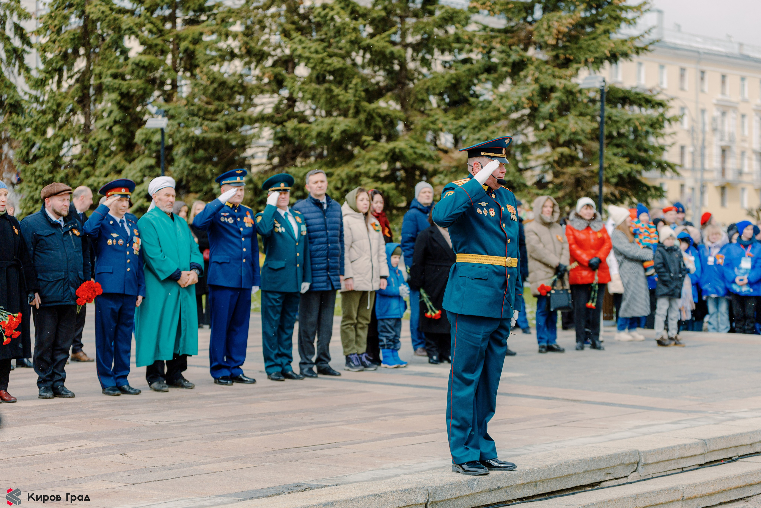 Парад победы 9 мая. Свадебный и репортажный фотограф Киров | Вадим Карпук