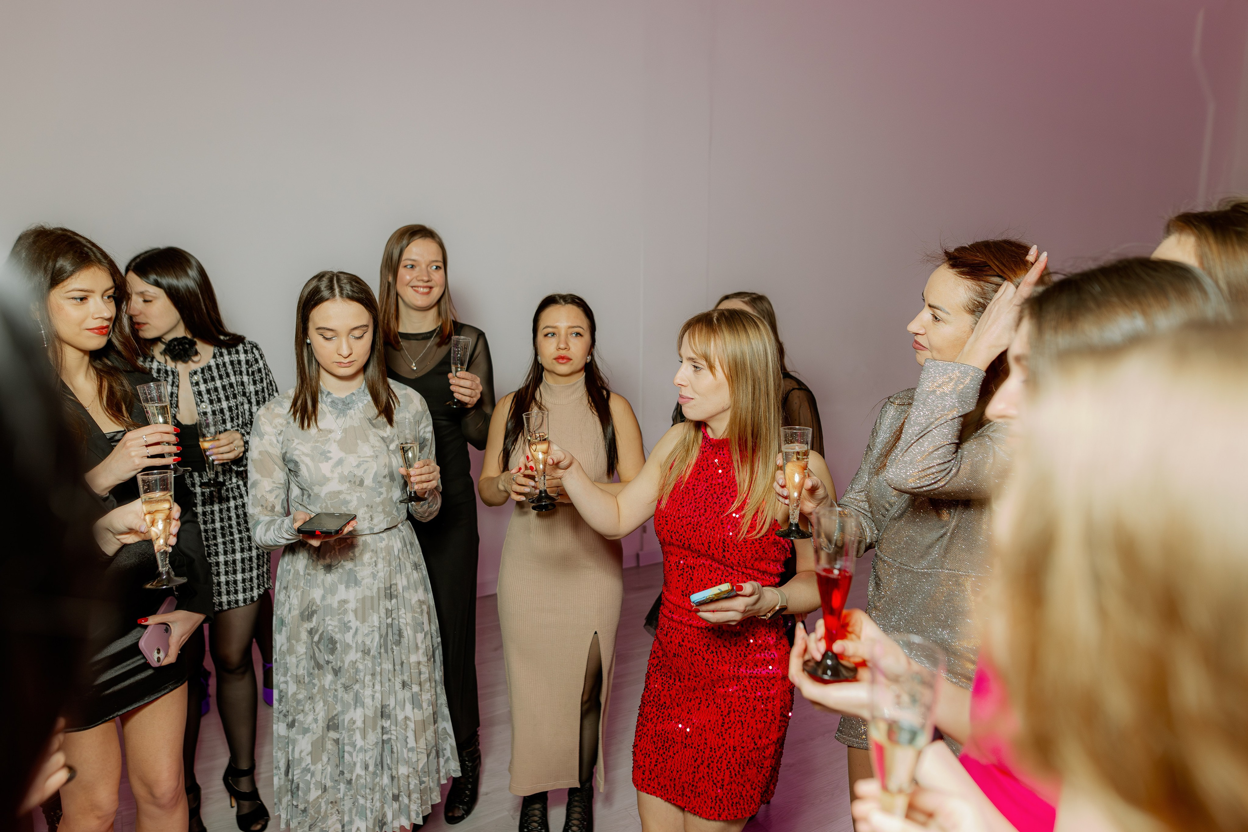 «Коктейльная вечеринка». Свадебный и репортажный фотограф Киров | Вадим Карпук