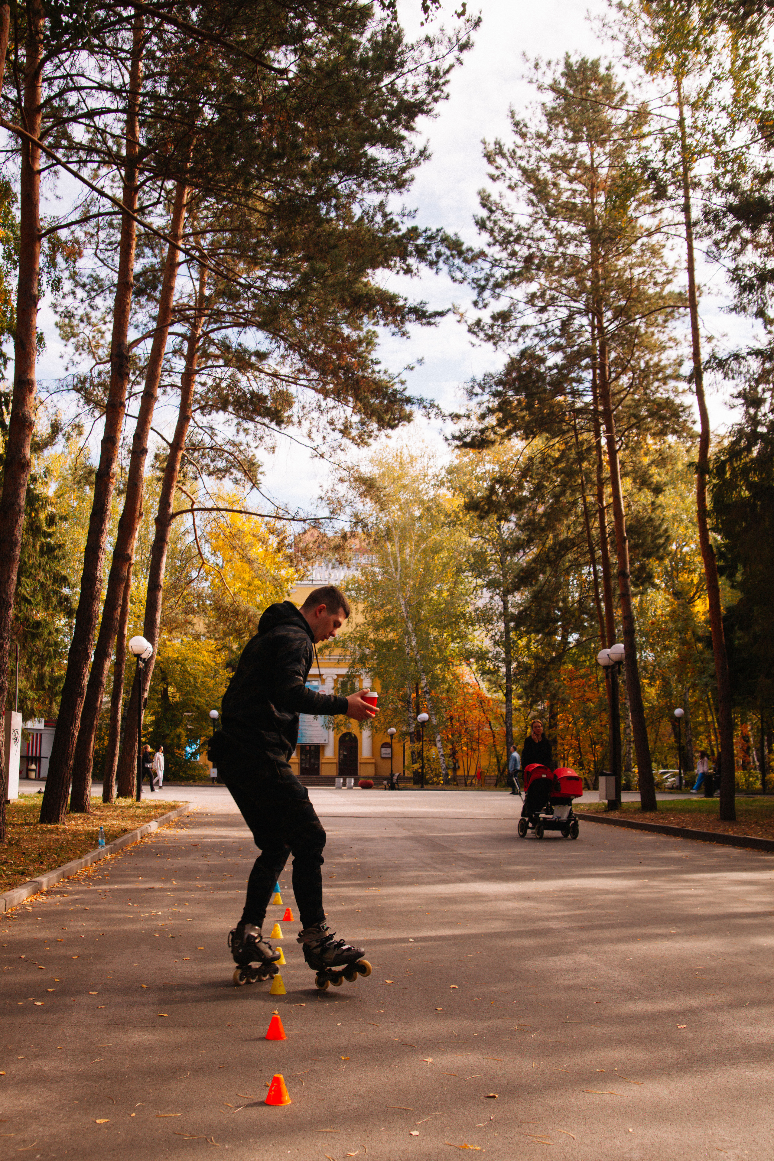 Сиброллер съемка в парке. Репортажный фотограф в Новосибирске