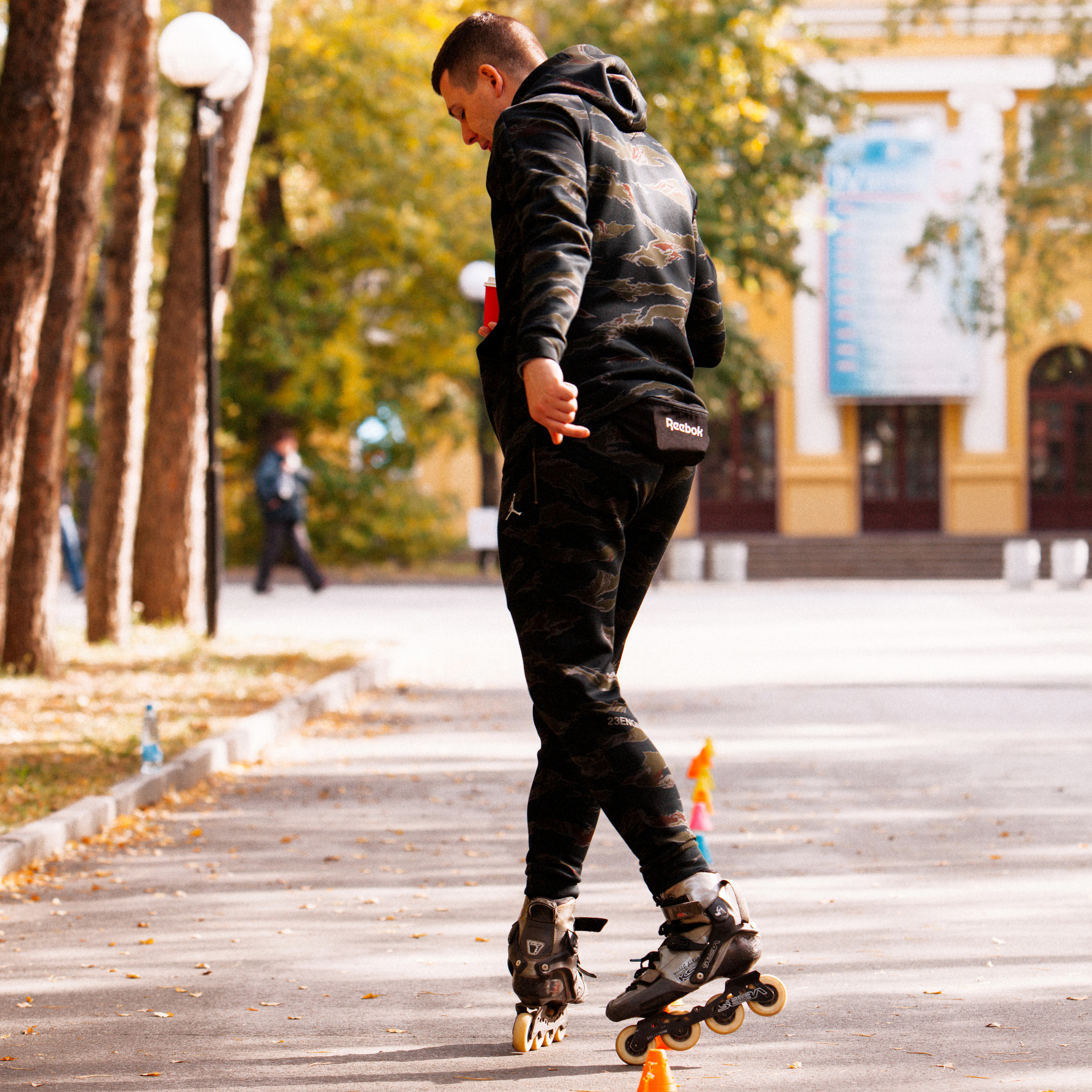 Сиброллер съемка в парке. Репортажный фотограф в Новосибирске