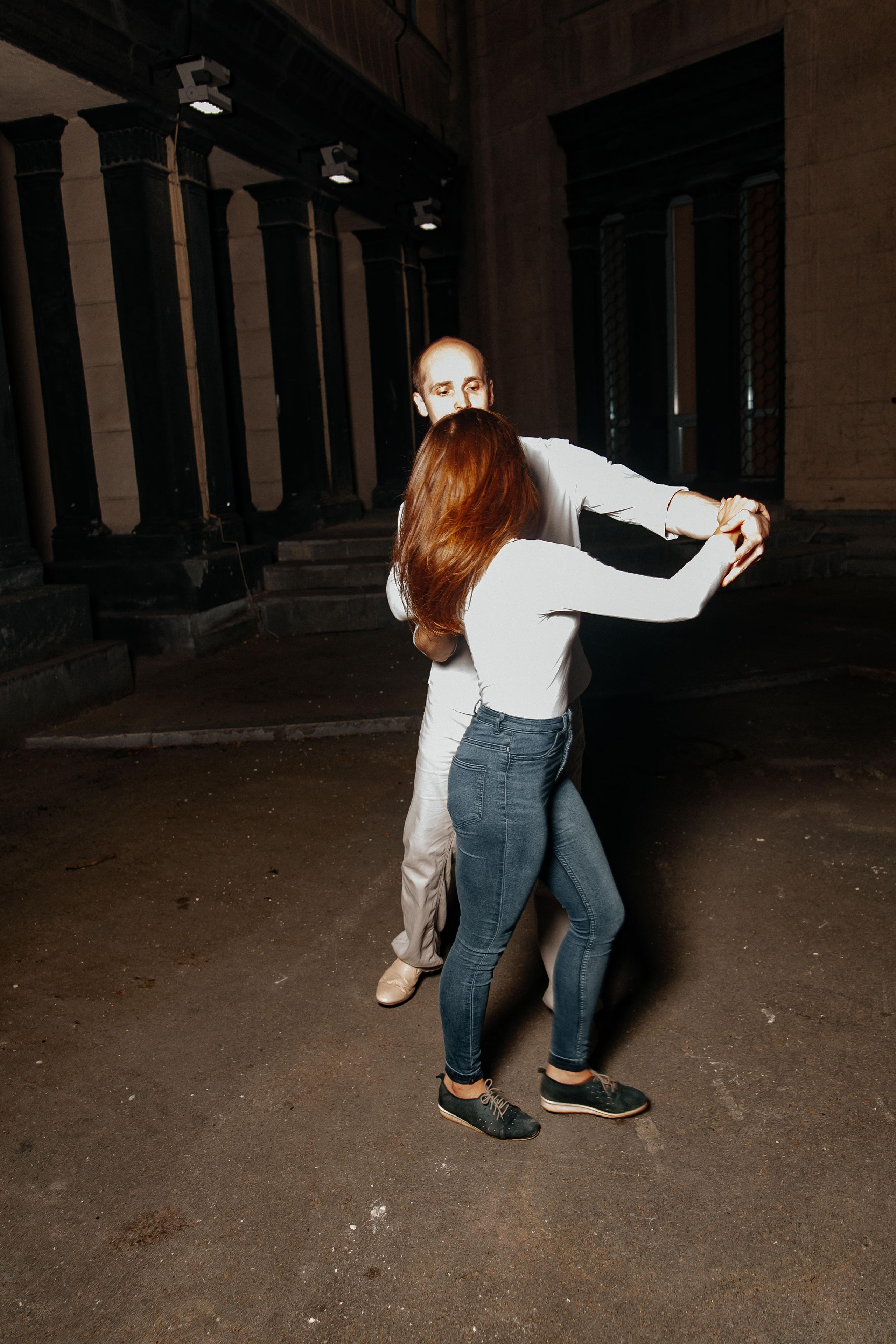 Ipanema танцуют ночью. Репортажный фотограф в Новосибирске