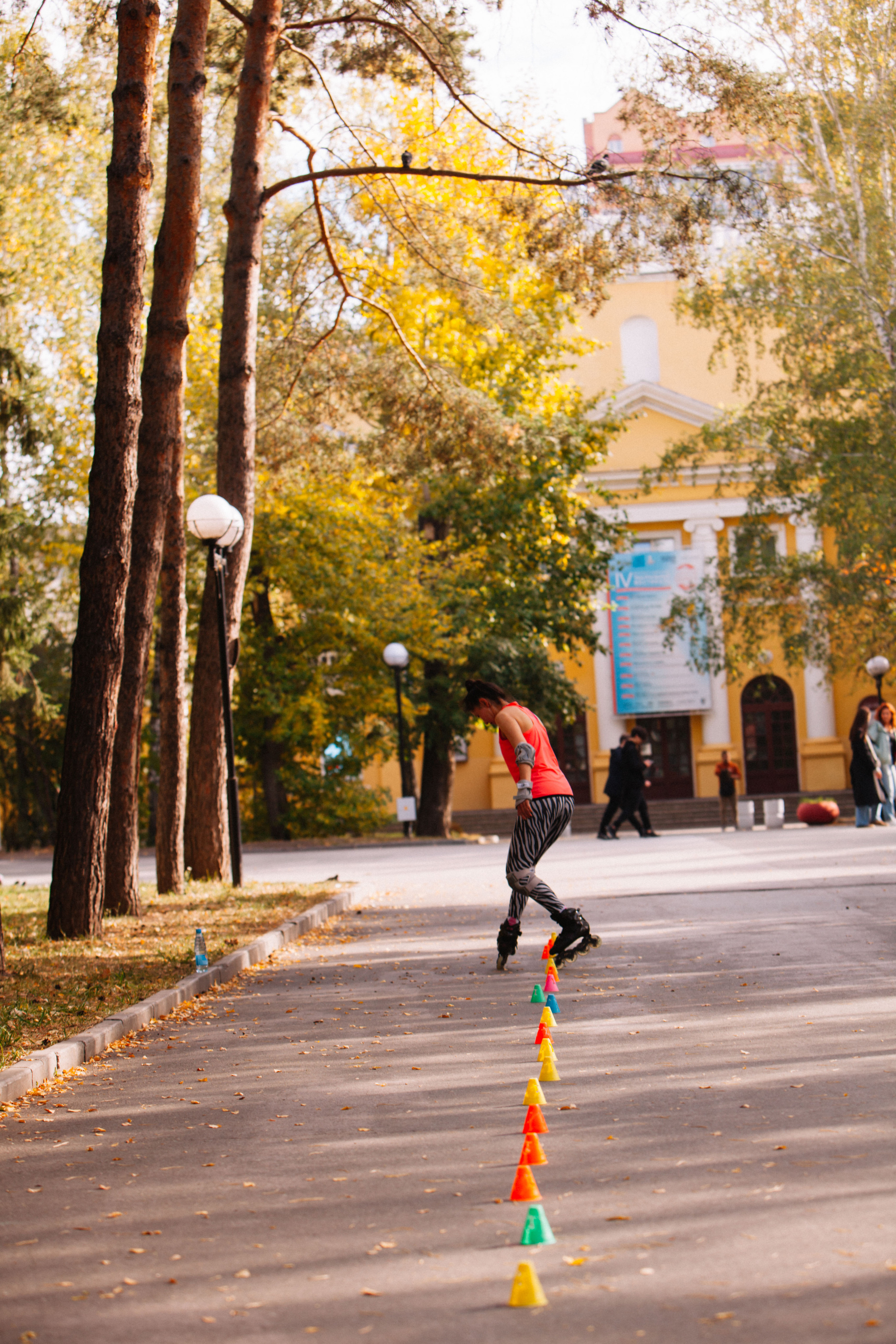 Сиброллер съемка в парке. Репортажный фотограф в Новосибирске