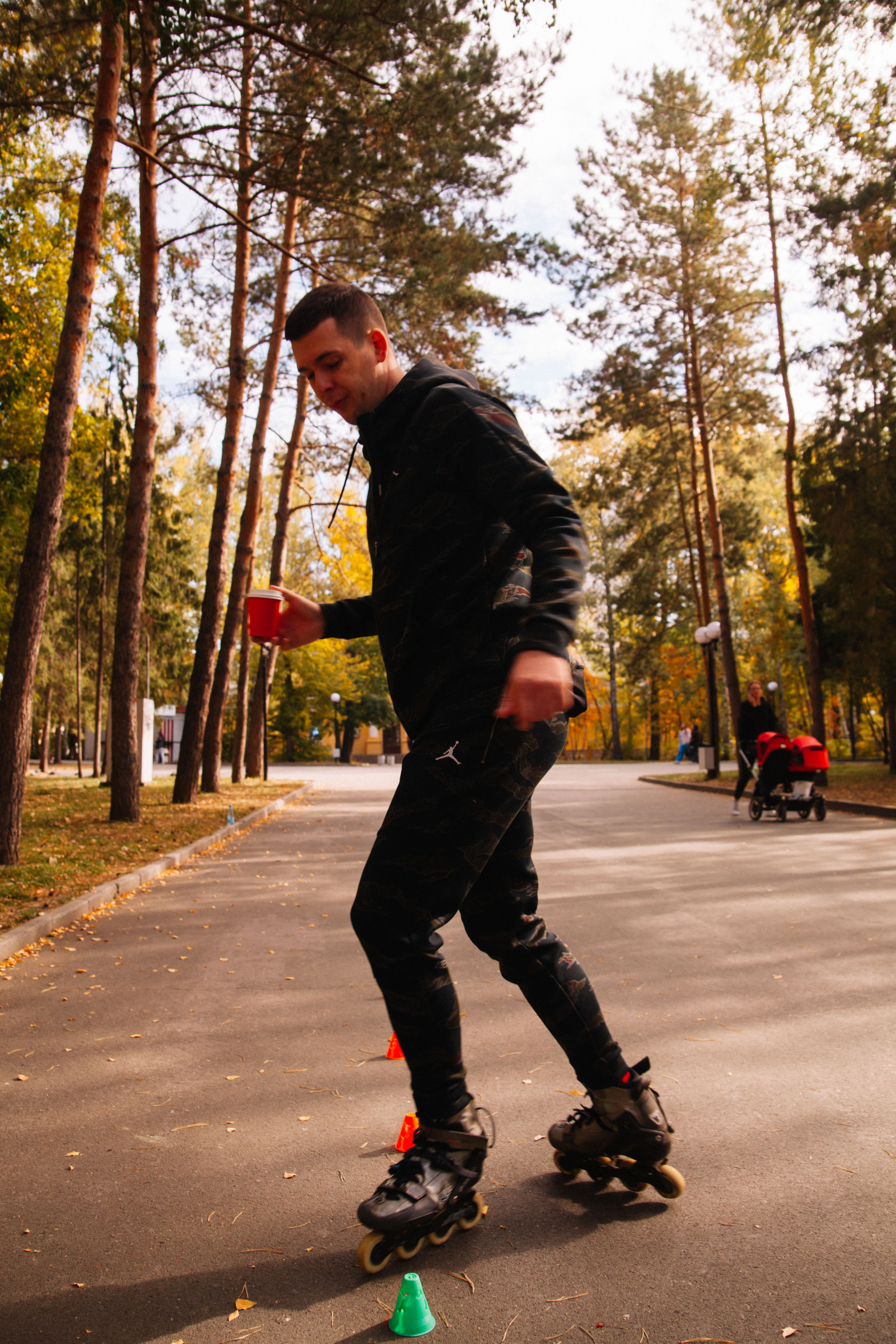 Сиброллер съемка в парке. Репортажный фотограф в Новосибирске