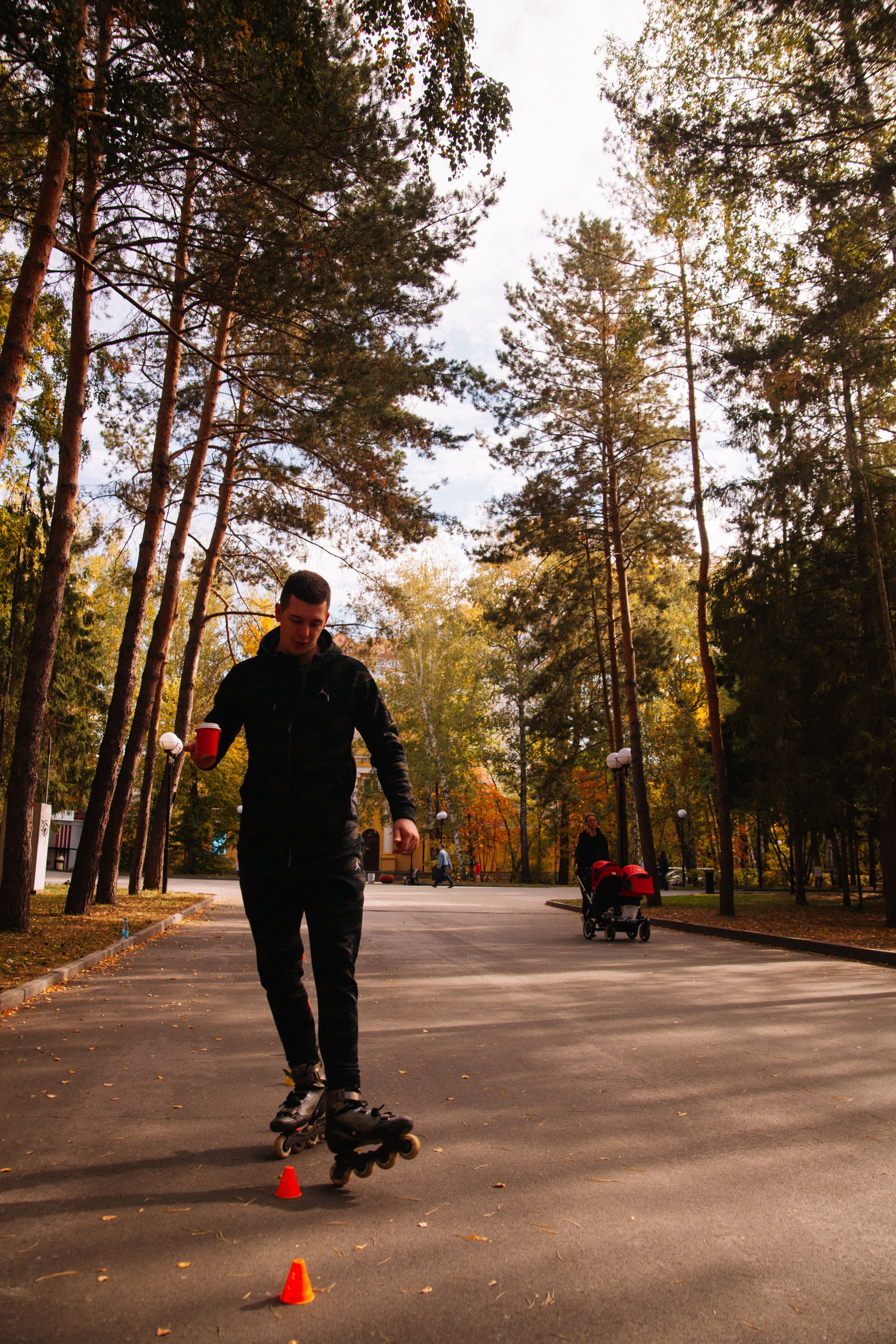 Сиброллер съемка в парке. Репортажный фотограф в Новосибирске