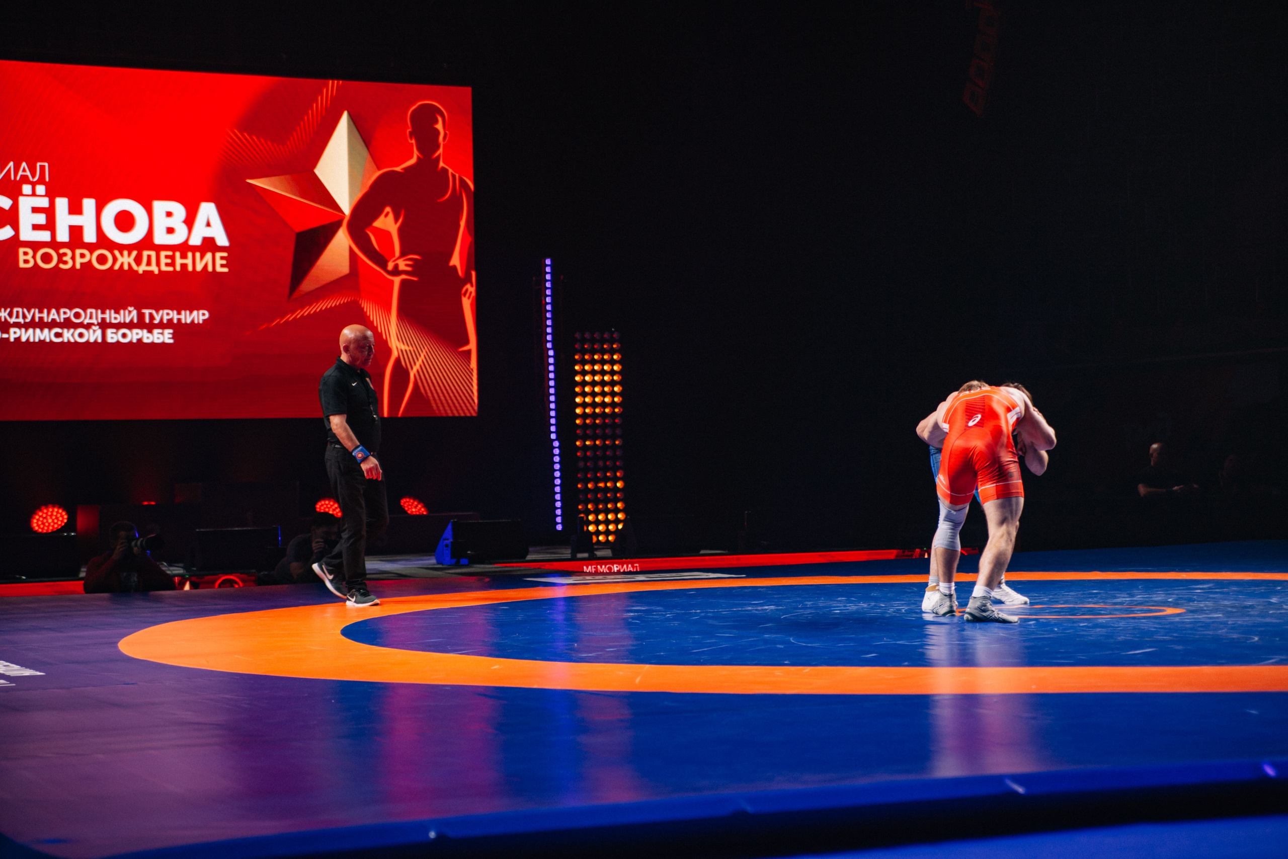 Мемориал Аксенова возрождение. Репортажный фотограф в Новосибирске