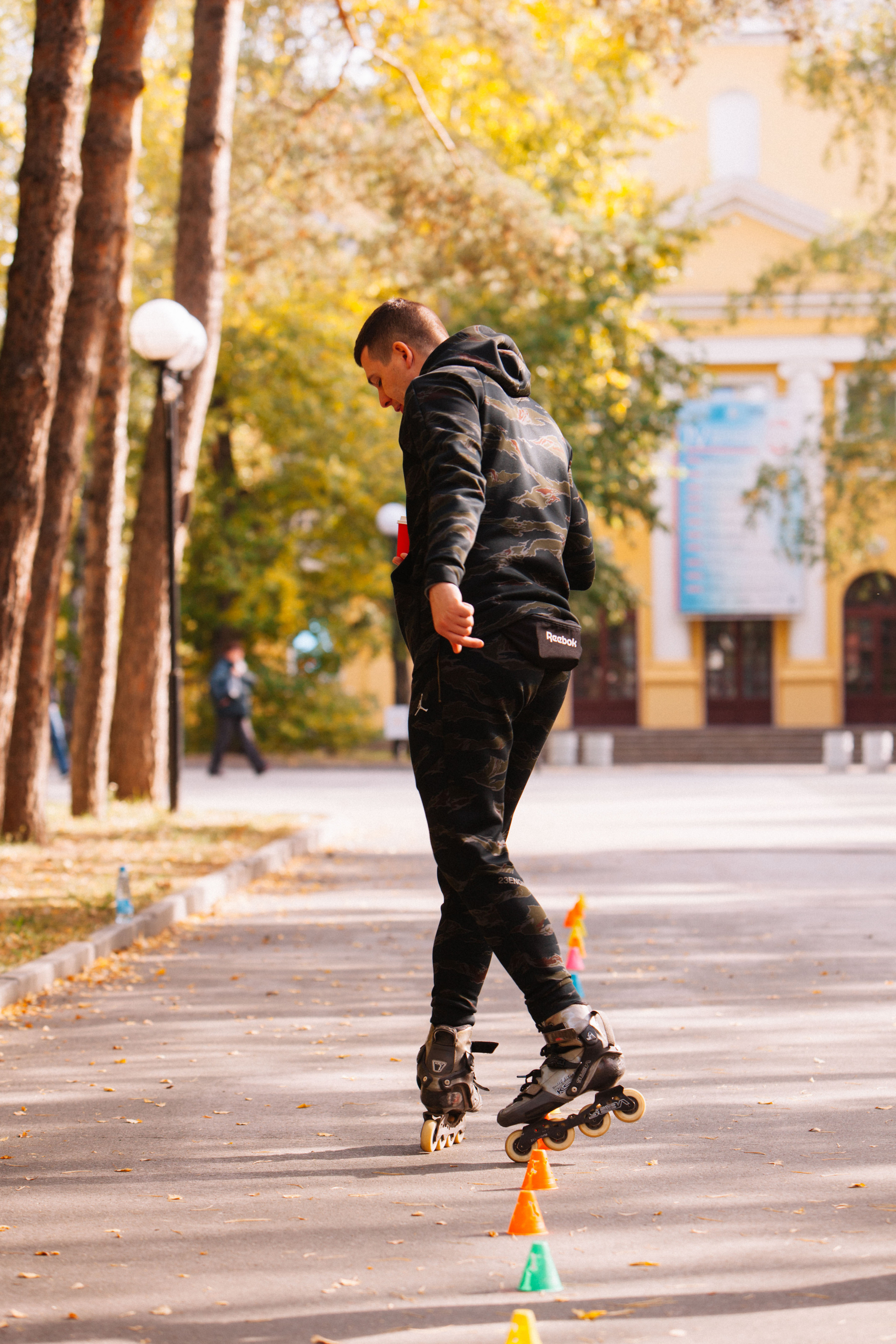 Сиброллер съемка в парке. Репортажный фотограф в Новосибирске