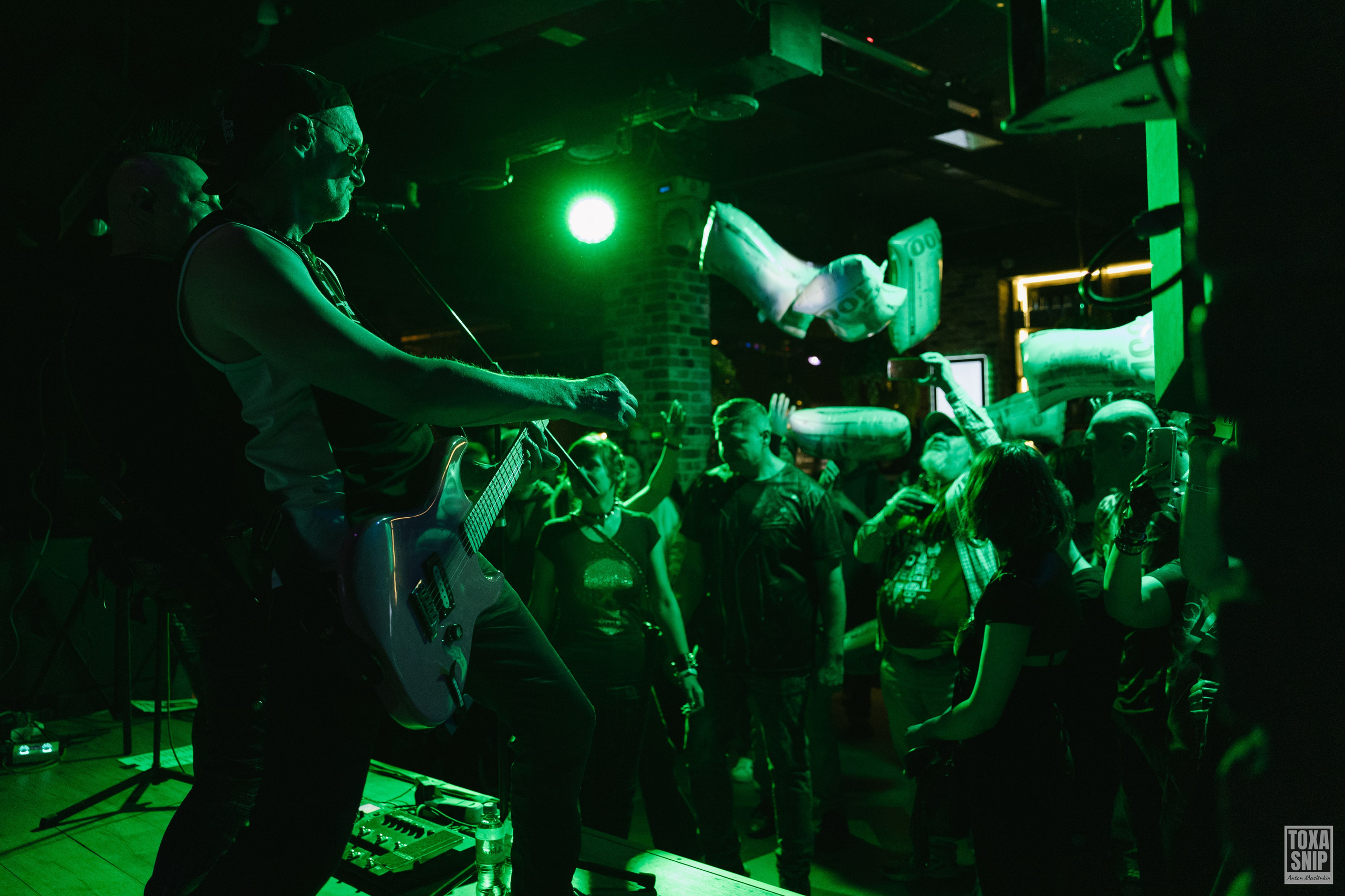 Бригадный подряд (03.10.2025). Toxasnip Photo | Anton Maslenkin