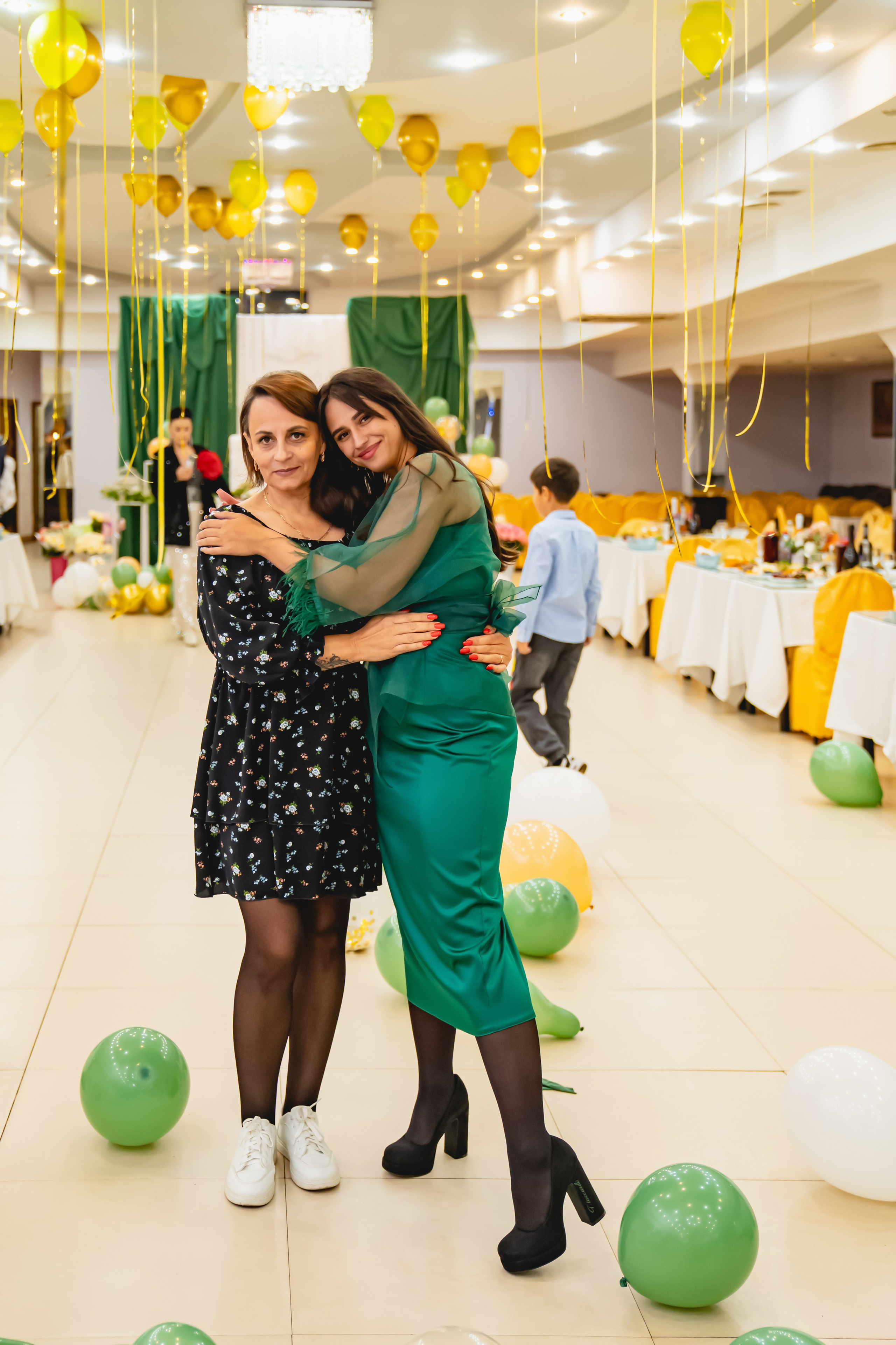 Осенняя Свадьба 2024. Занимаюсь профессиональной фотографией и живу рядом с Байкалом. Работаю в разных жанрах