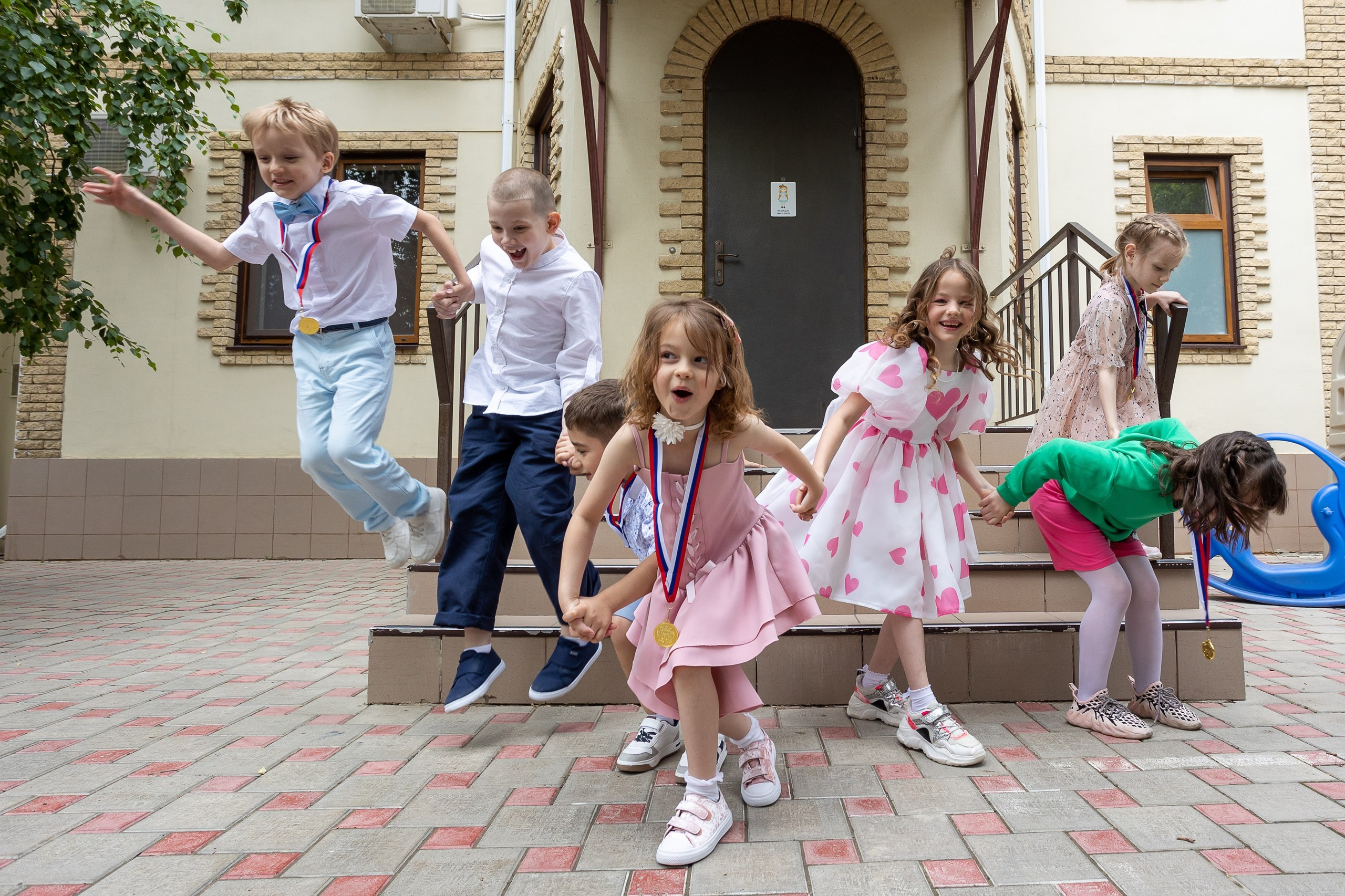 Выпускной Детский сад, 2 часа, 8000. Выпускные альбомы Майкоп, Краснодар Елена Золотарева