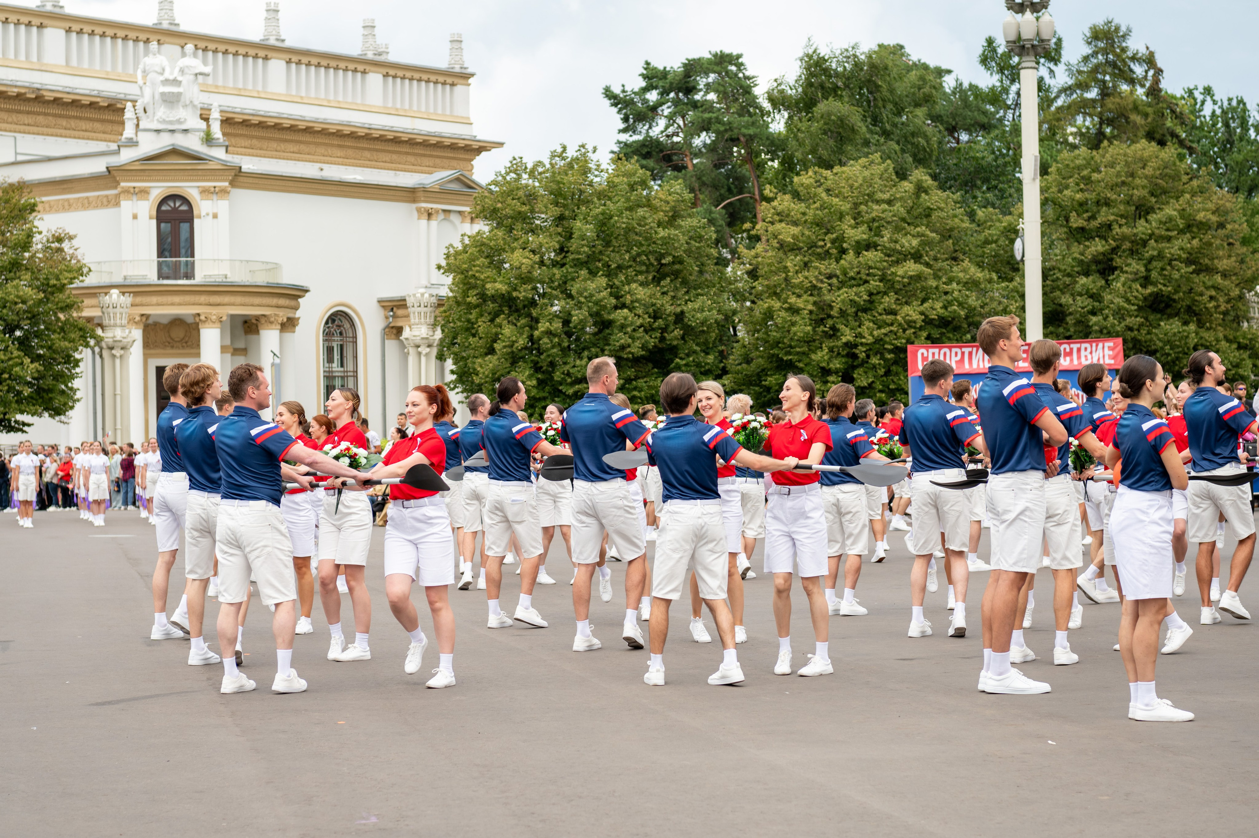 Спортивное шествие посвященное Дню физкультурника!. Детский и семейный фотограф г. Москва Оксана Катаджи