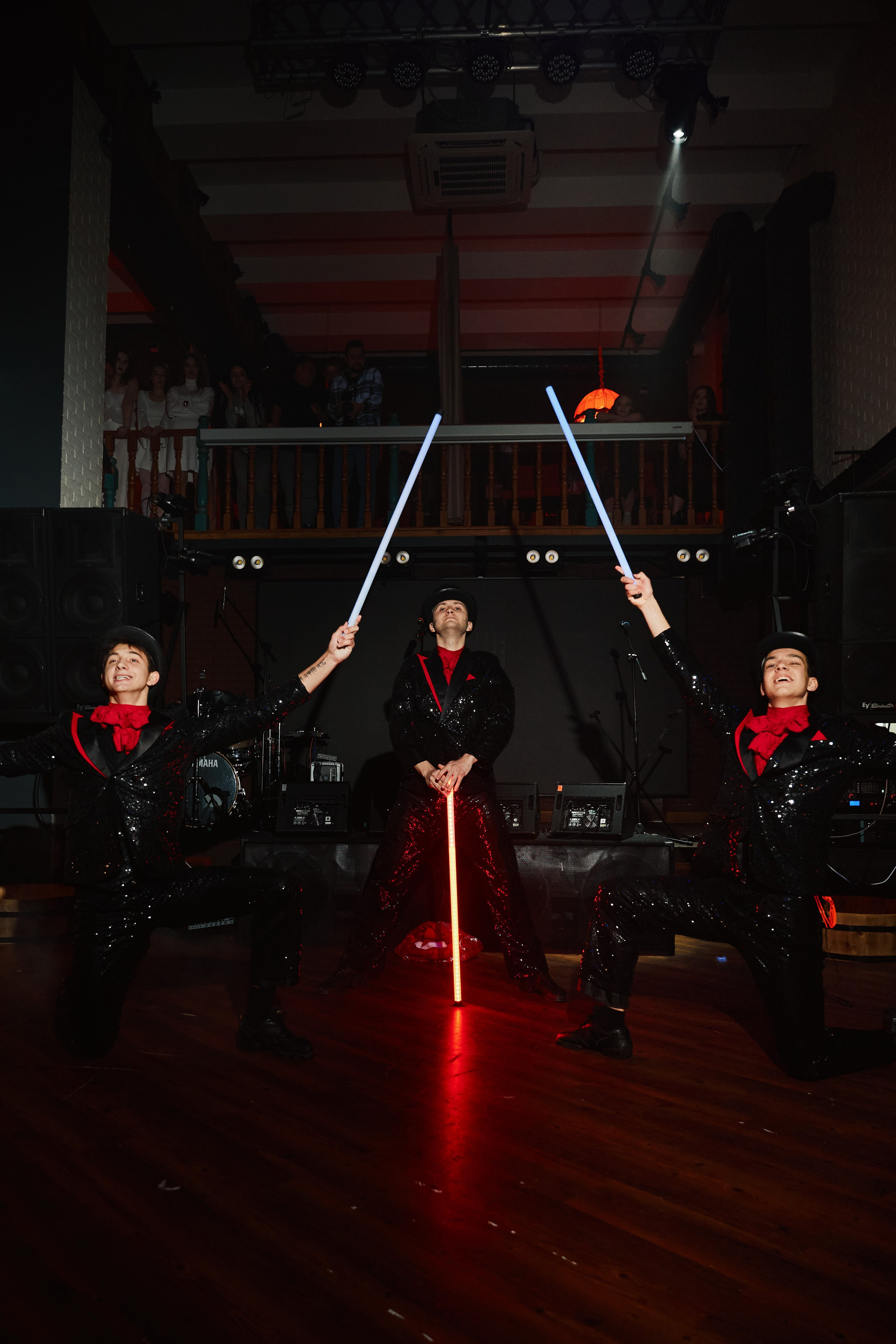 Арт-вечеринка 2026. Фотограф и видеограф в Кургане Леонид Корнильев