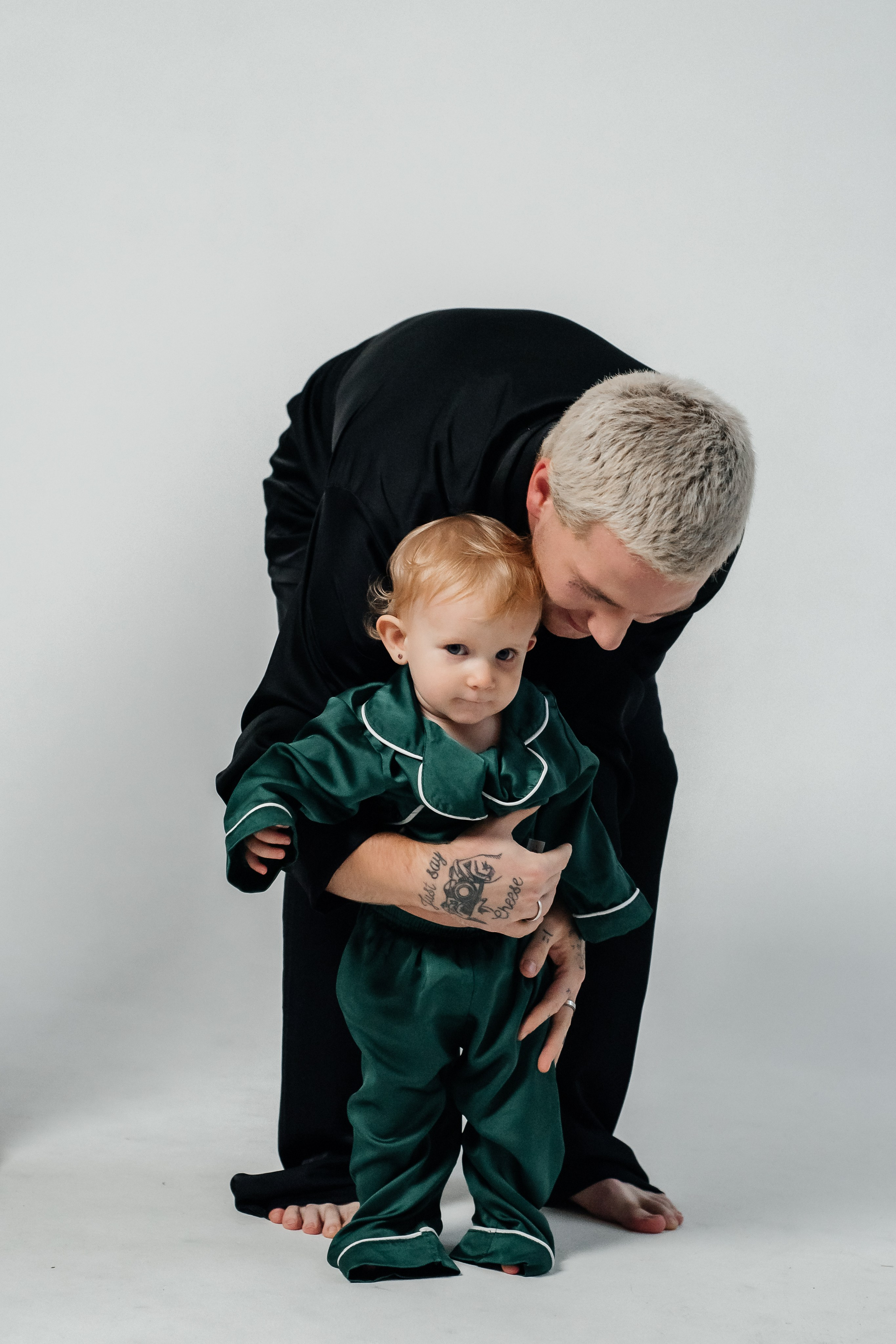 Мама, папа, дочь (атласные пижамы). Фотограф в Дзержинске Наташа Баева