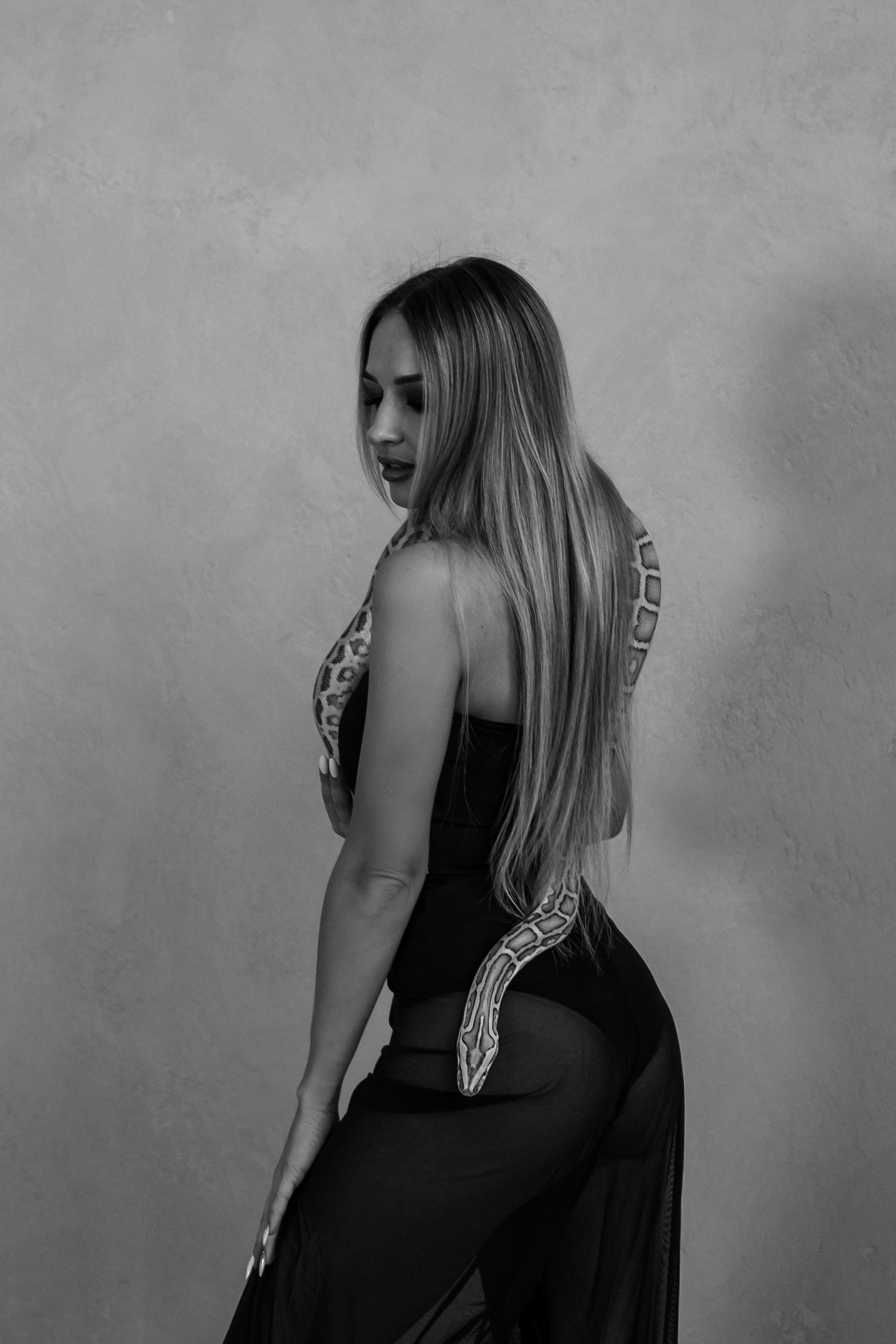 Фотосессии со змеей. Свадебный фотограф в Москве и Твери