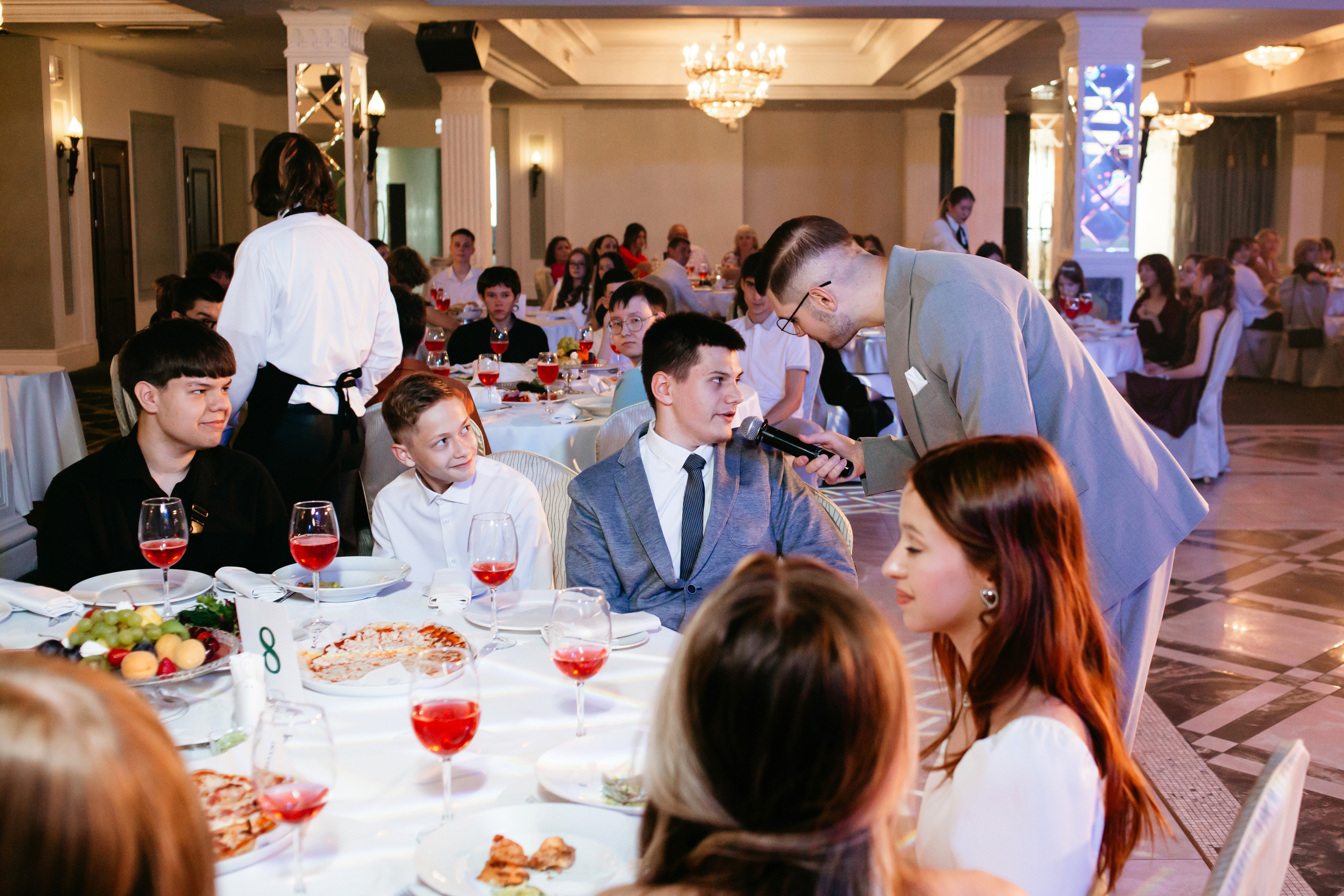 Выпускной 2025 (9класс) 124 школа. Фотограф в Челябинске Ополихина Анна