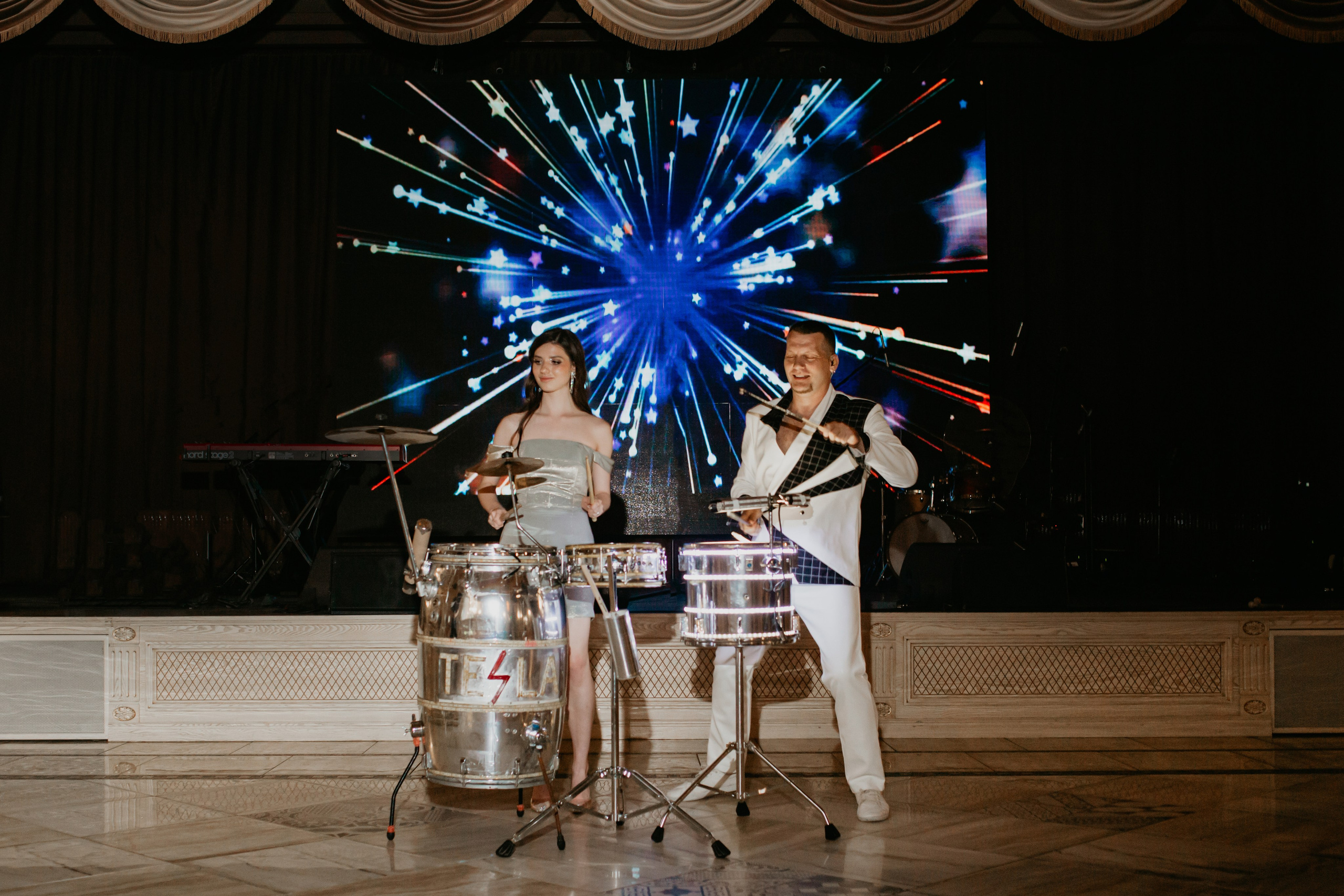 Выпускной. 11 лицей. Фотограф в Челябинске Ополихина Анна