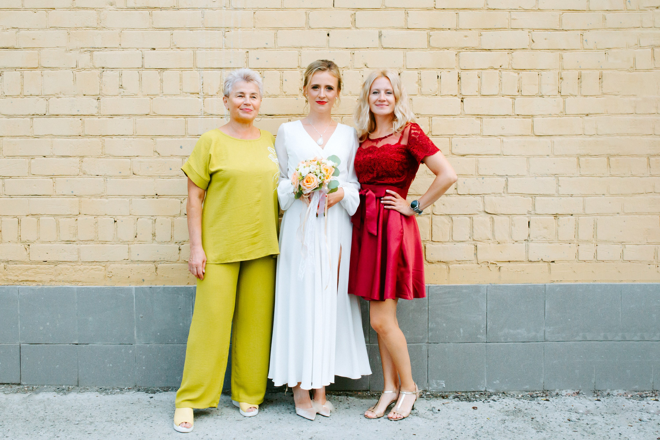 Загс и прогулка. Елена и Виктор. Фотограф в Челябинске Ополихина Анна