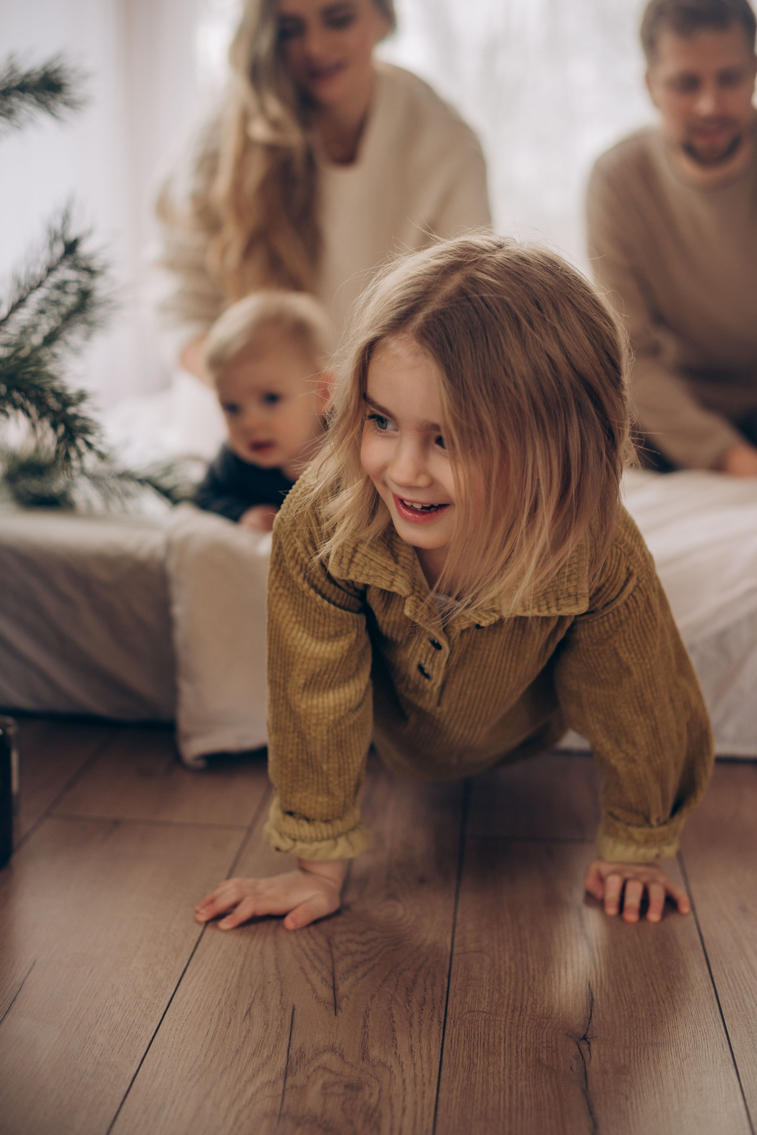 Семейная новогодняя фотосессия в студии. Семейный фотограф в Домодедово и Москве Елена Пичугина