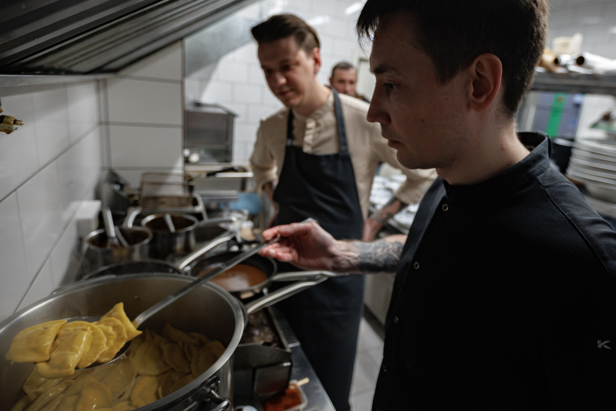 Гастроужин Поселенцы в гостях у Самозванцев