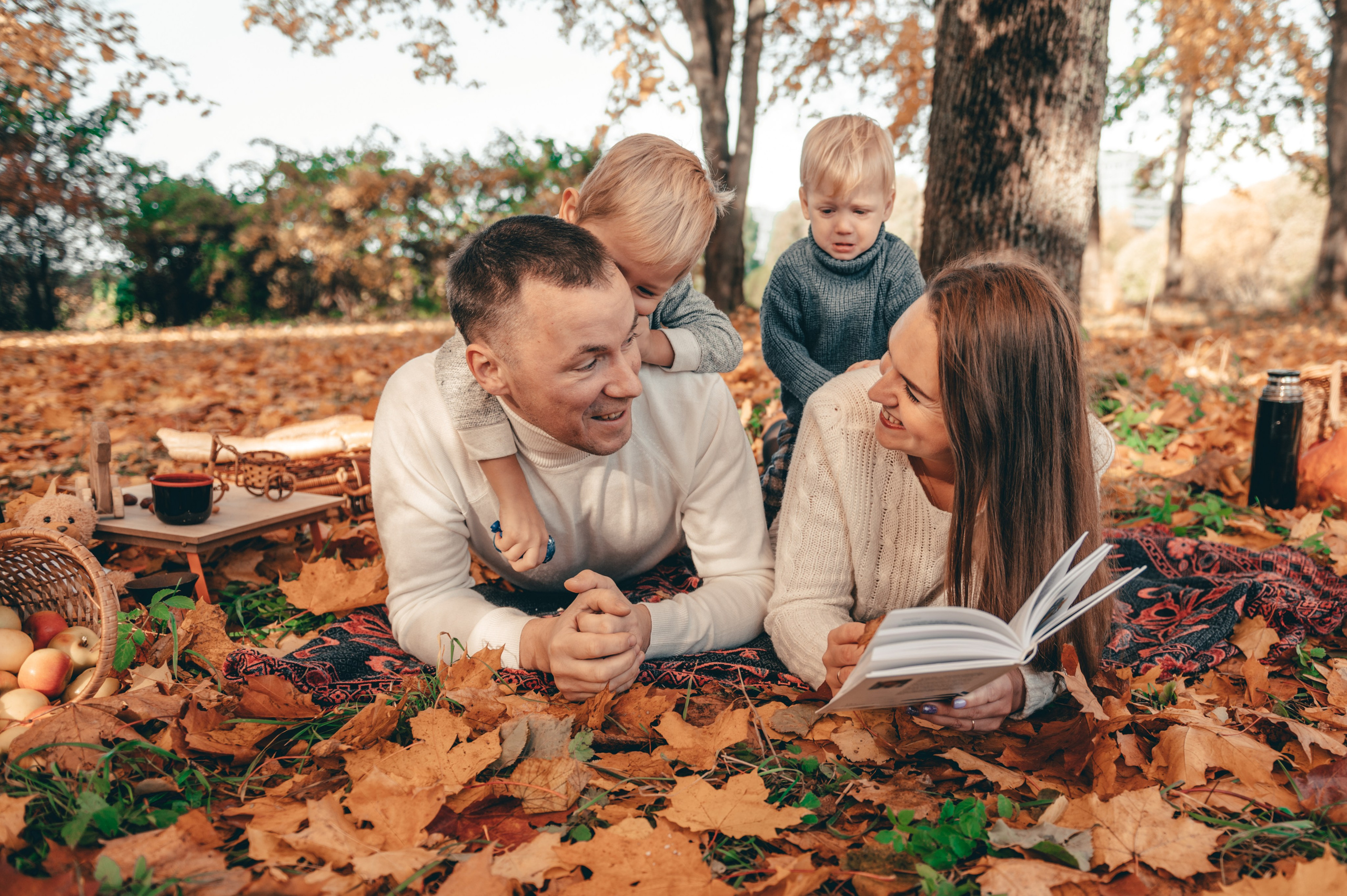 Желто-красное настроение. Свадебный и семейный фотограф София Невская