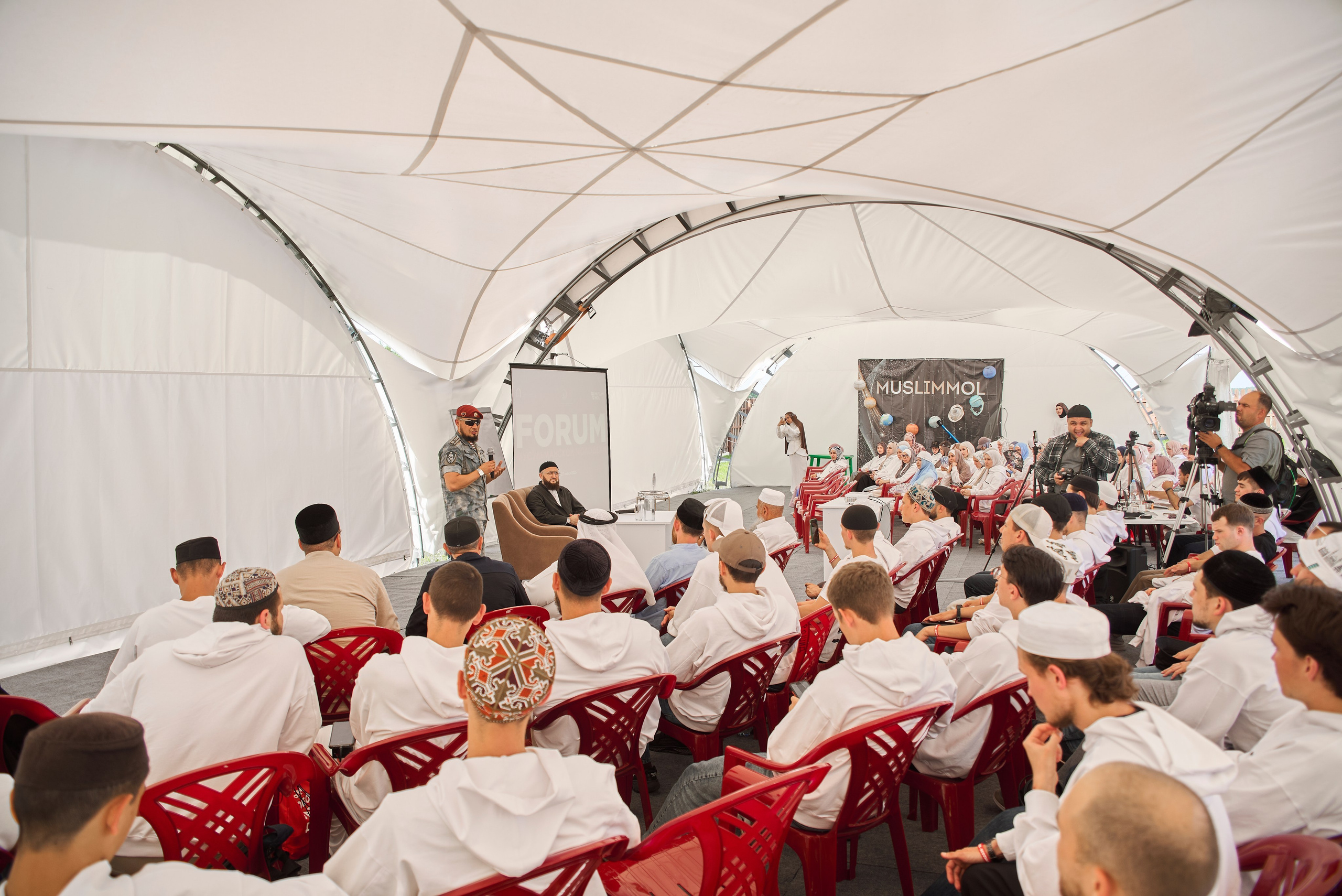 Репортажный фотограф на юбилей корпоратив, мероприятия в Уфе. Свадебный фотограф Тимур Хабибуллин