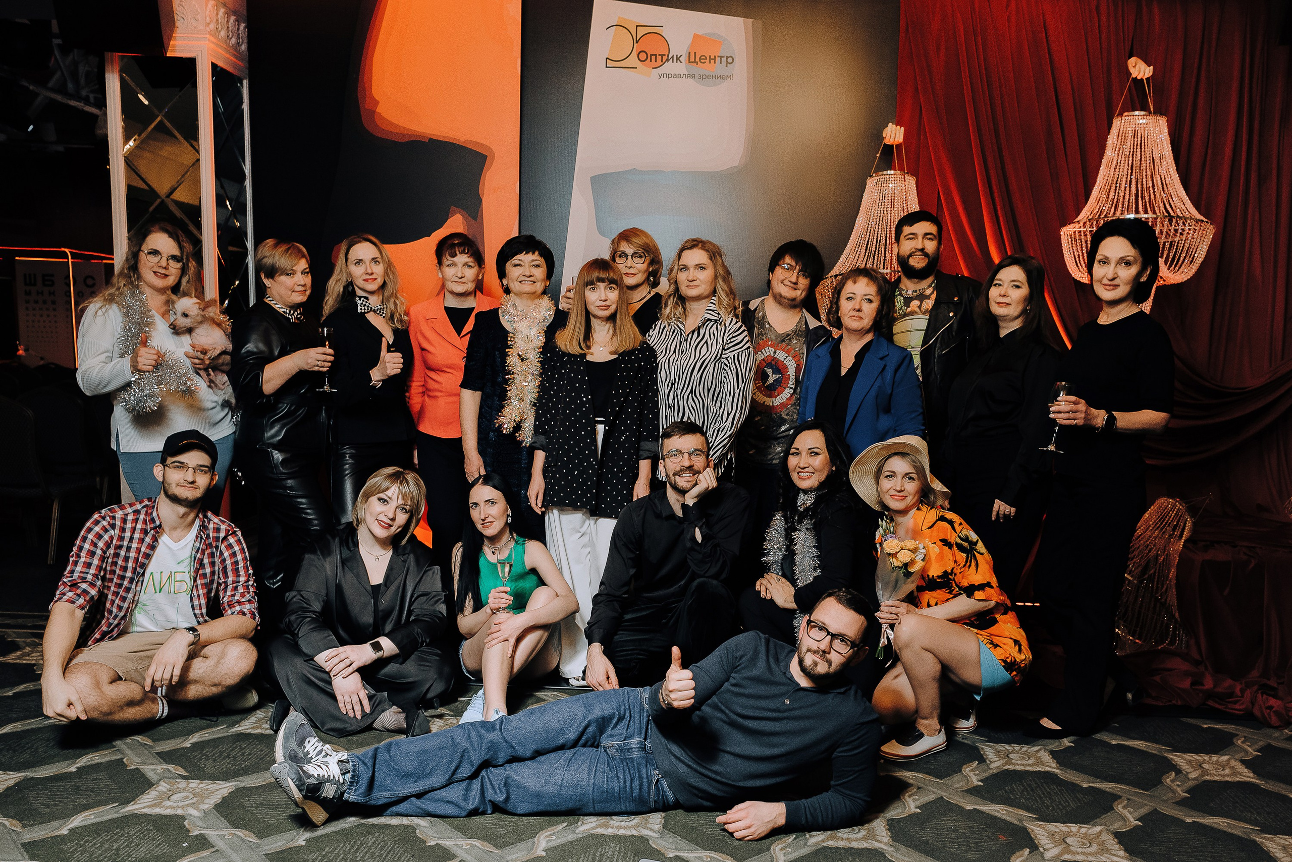 СПЕКТАКЛЬ «ВОЛШЕБНЫЕ ОЧКИ» ОПТИК-ЦЕНТР. Репортажный фотограф Зуев Роман г. Челябинск